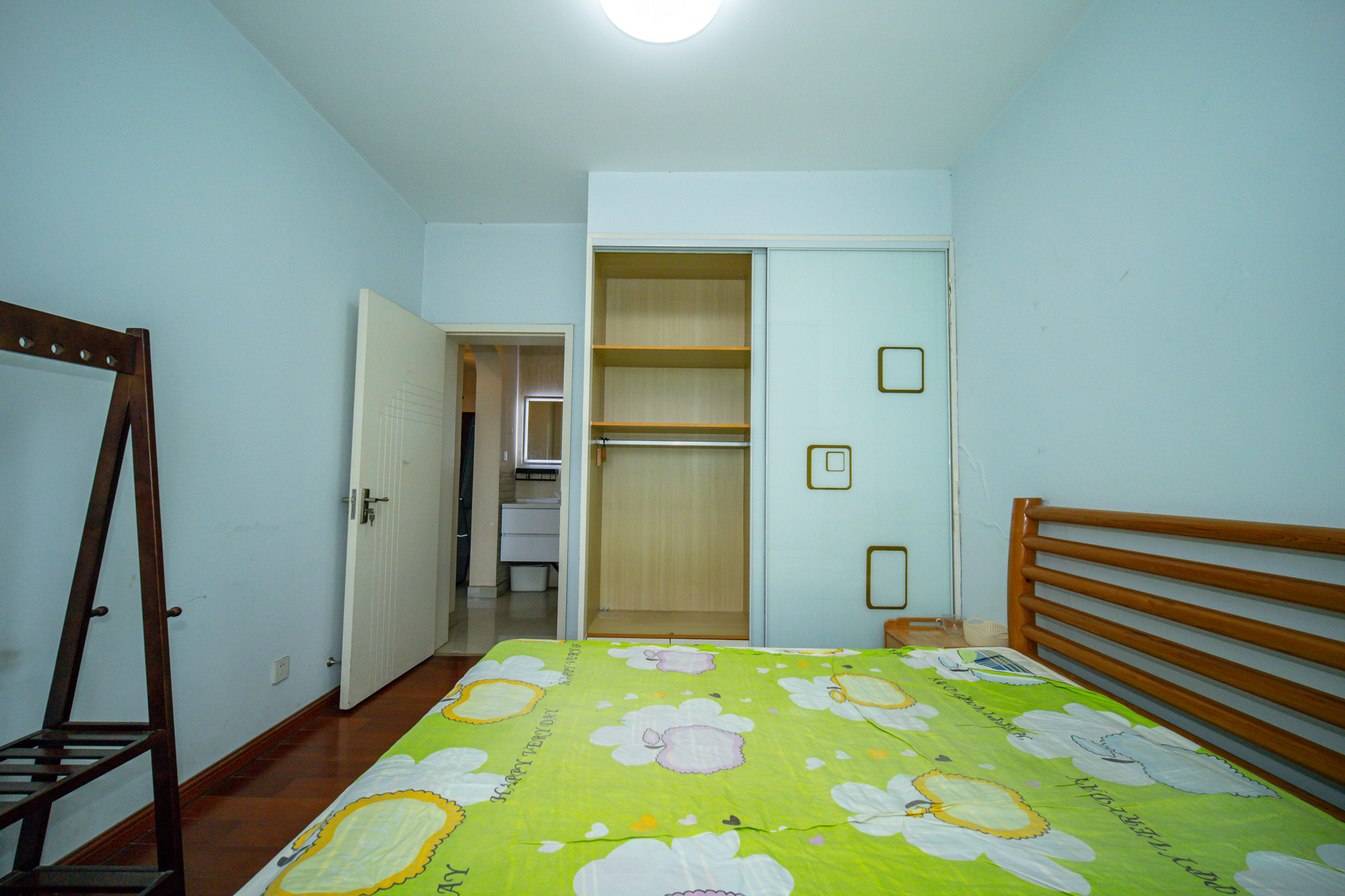 紫晶城 2室2厅1卫 52.8万 紫晶城 2室2厅1卫 52.8万卧室