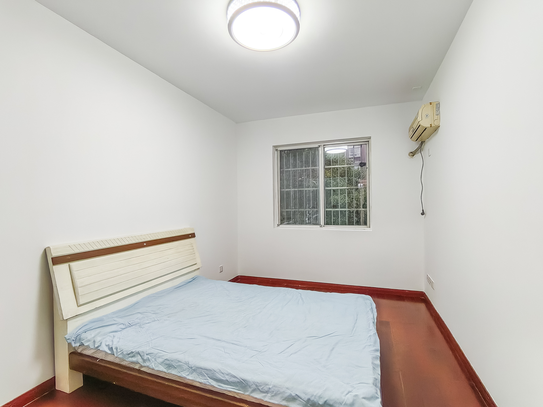 星城雅郡 3室2厅1卫 56.0万 星城雅郡 3室2厅1卫 56.0万卧室