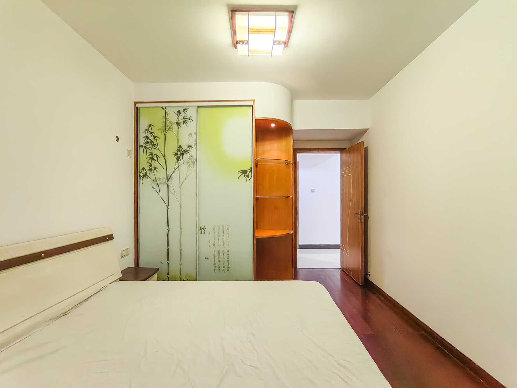 星城雅郡 3室2厅1卫 56.0万 星城雅郡 3室2厅1卫 56.0万卧室