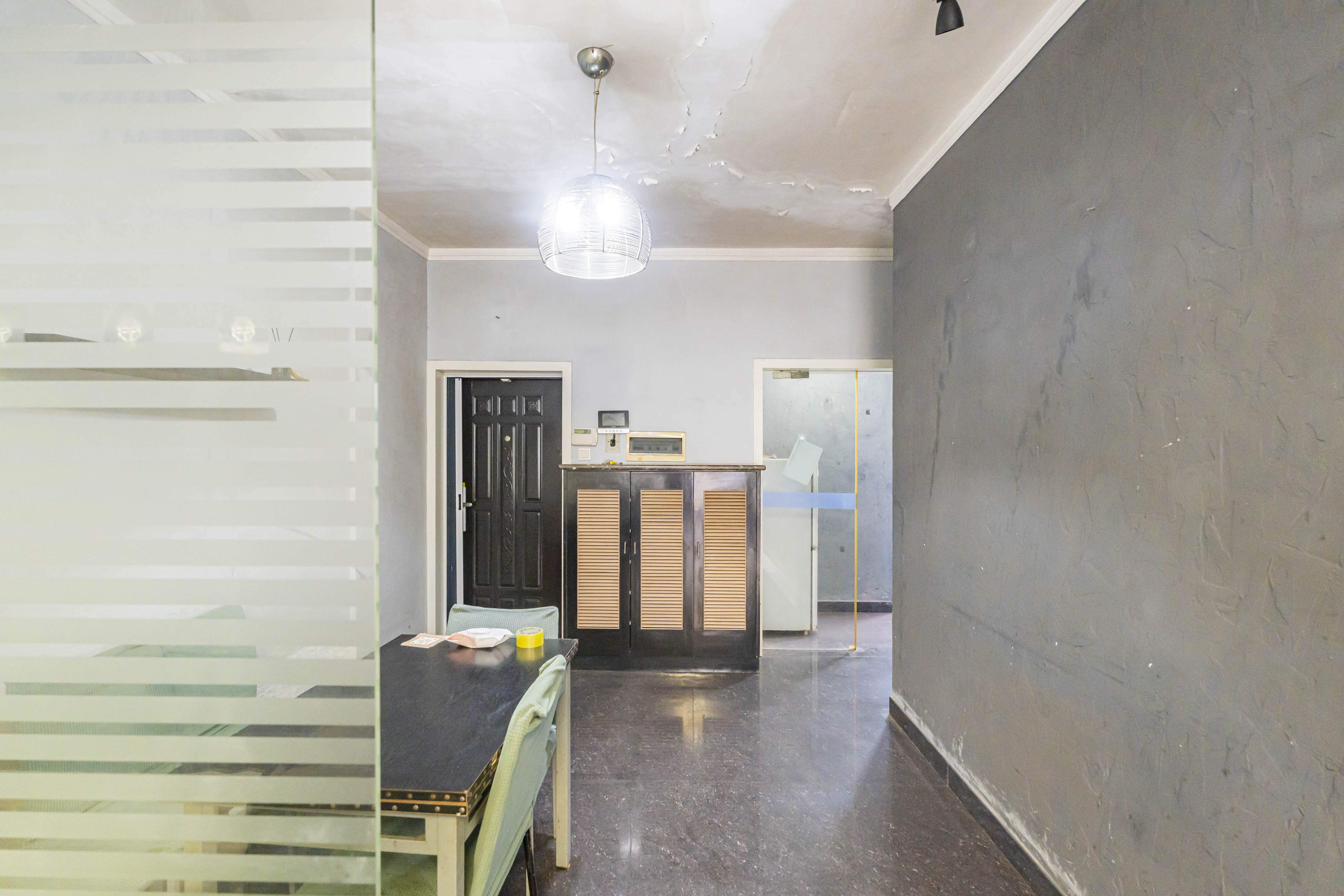 圣爵菲斯  2室2厅1卫    68.0万 圣爵菲斯  2室2厅1卫    68.0万客厅