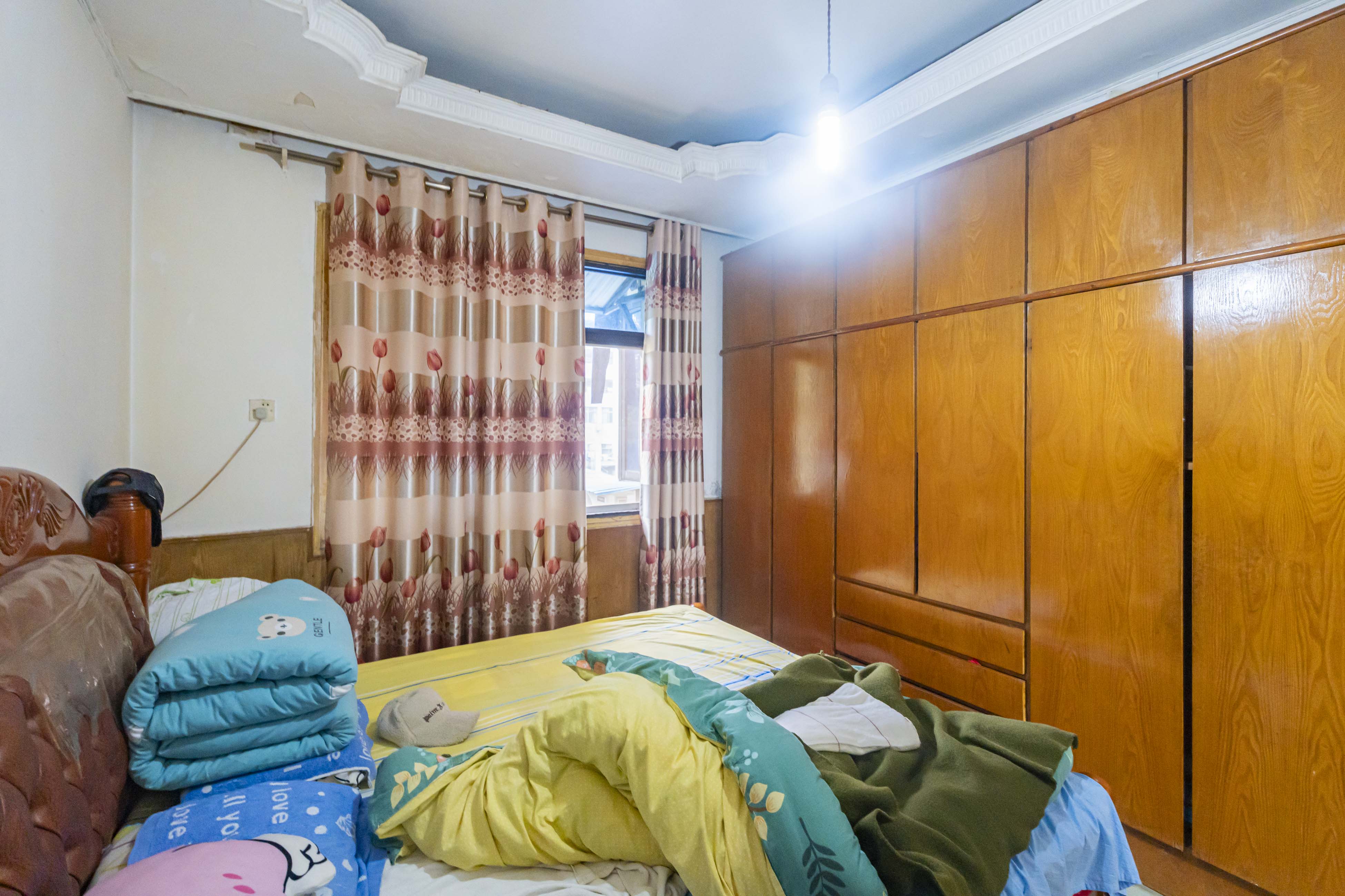 东风路散盘 2室1厅1卫 45.0万 东风路散盘 2室1厅1卫 45.0万卧室