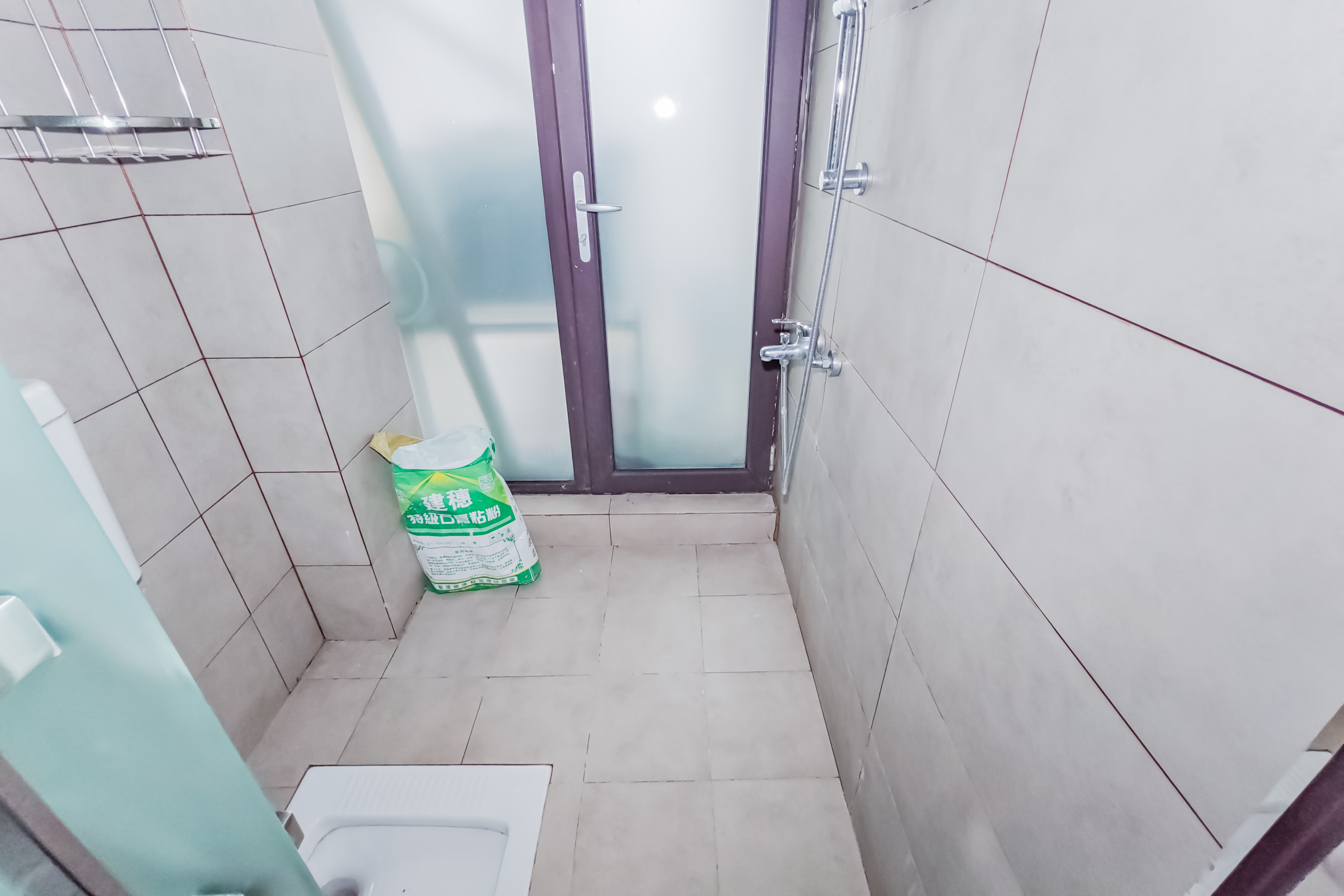 绿地之窗 4室2厅2卫 96.0万 绿地之窗 4室2厅2卫 96.0万卫生间