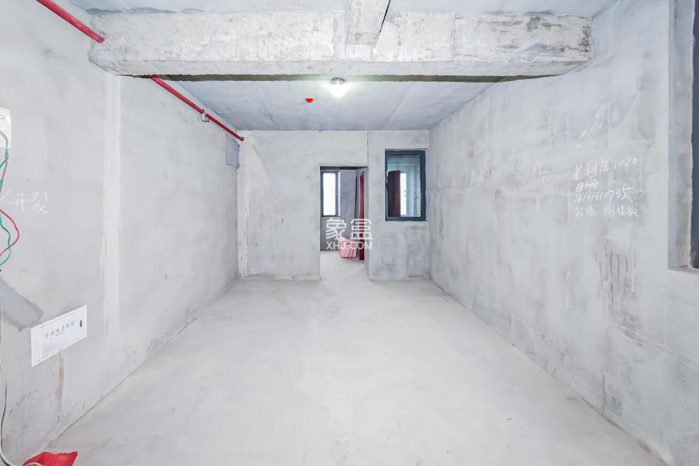 欧亚达国际广场  1室1厅1卫    35.0万