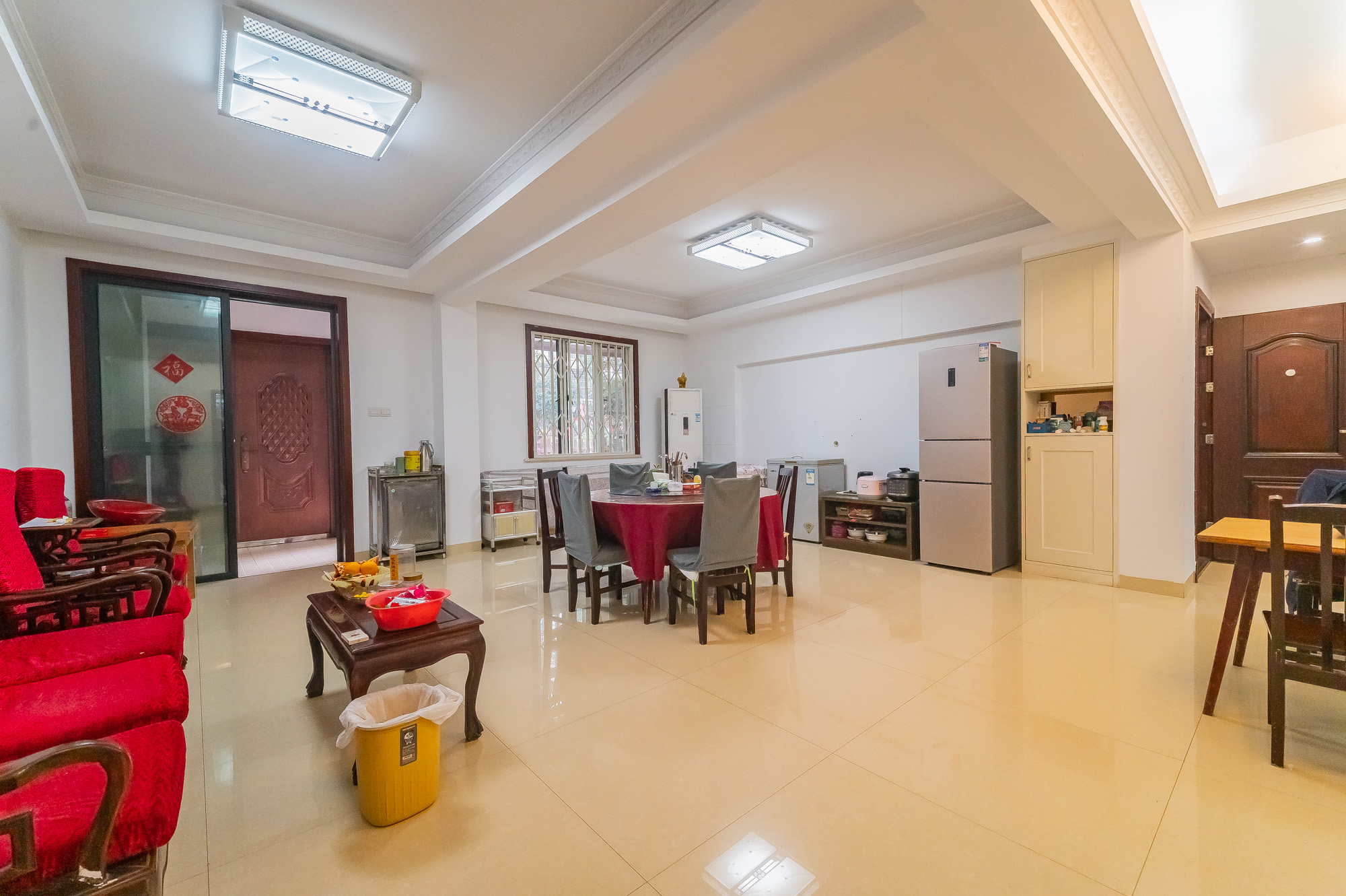 鹏基诺亚山林 3室2厅2卫 122.8万 鹏基诺亚山林 3室2厅2卫 122.8万客厅