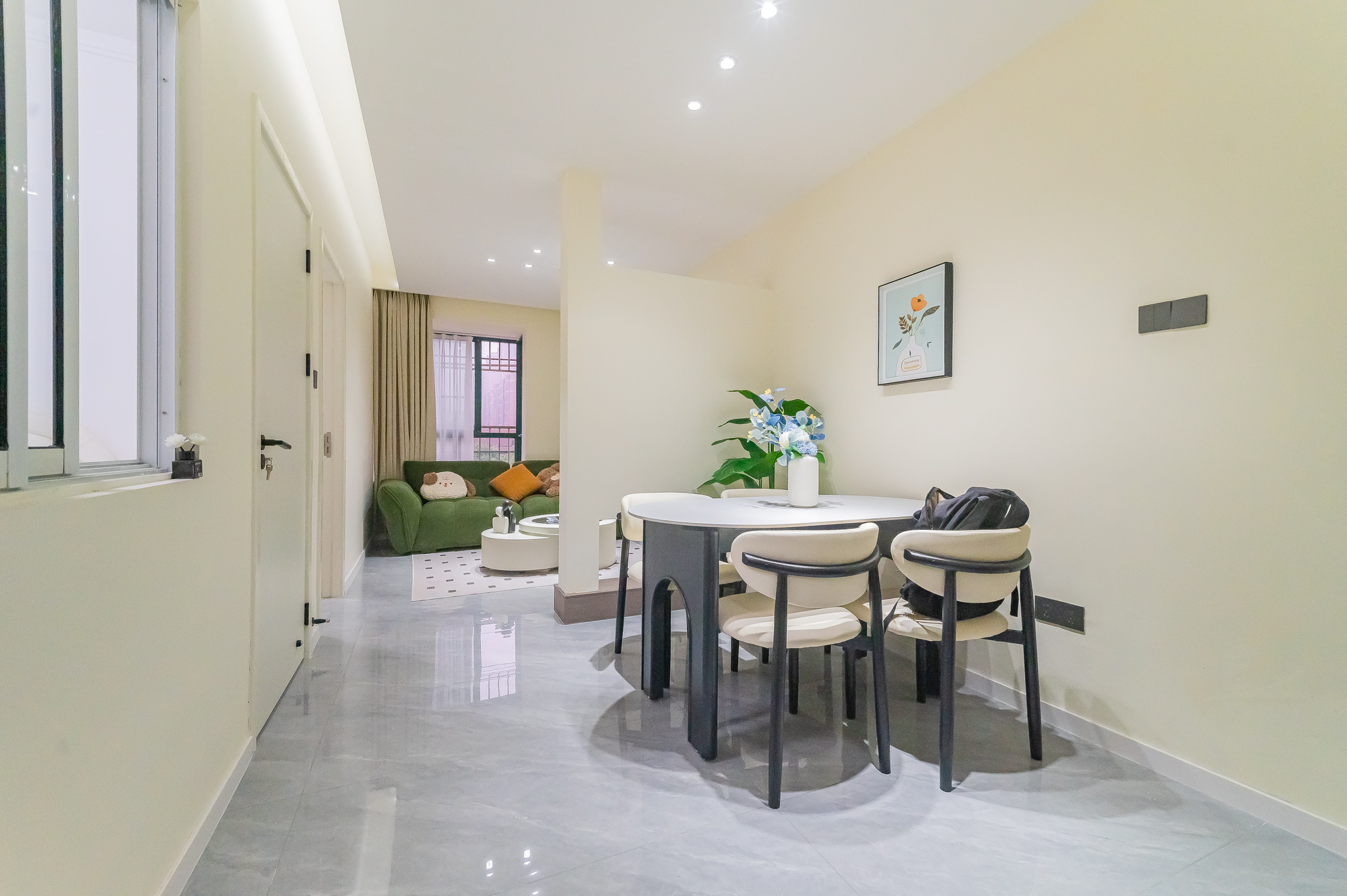 天和华城  2室1厅1卫    39.8万客厅