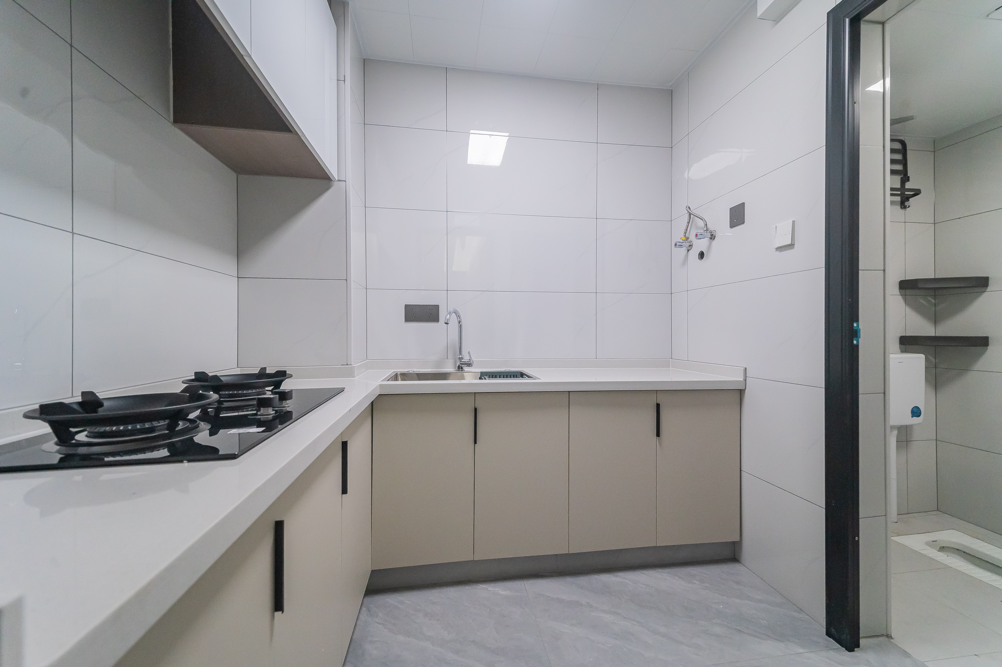 天和华城  2室1厅1卫    39.8万厨房