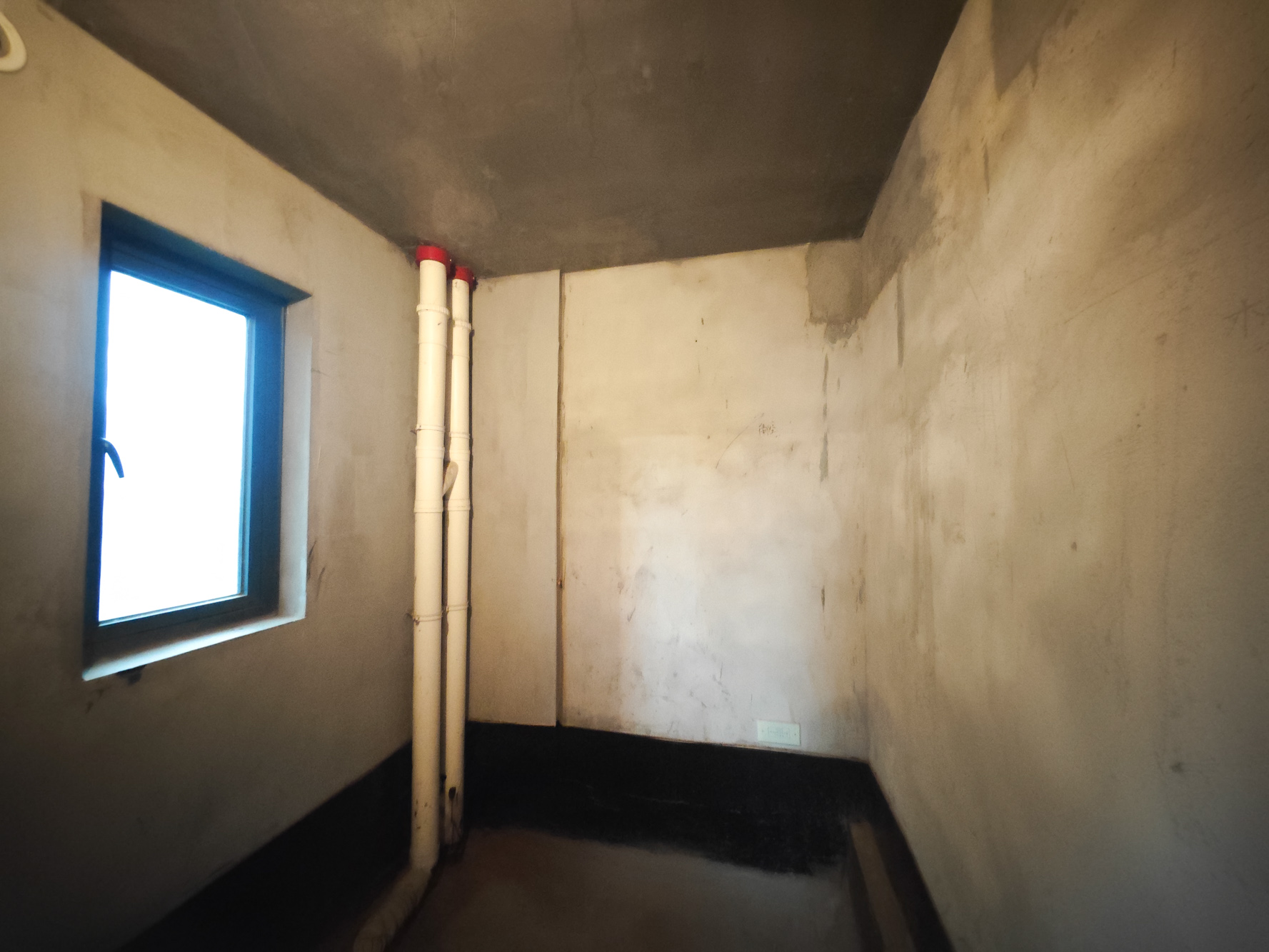 中建嘉和城  3室2厅2卫   91.00万其他