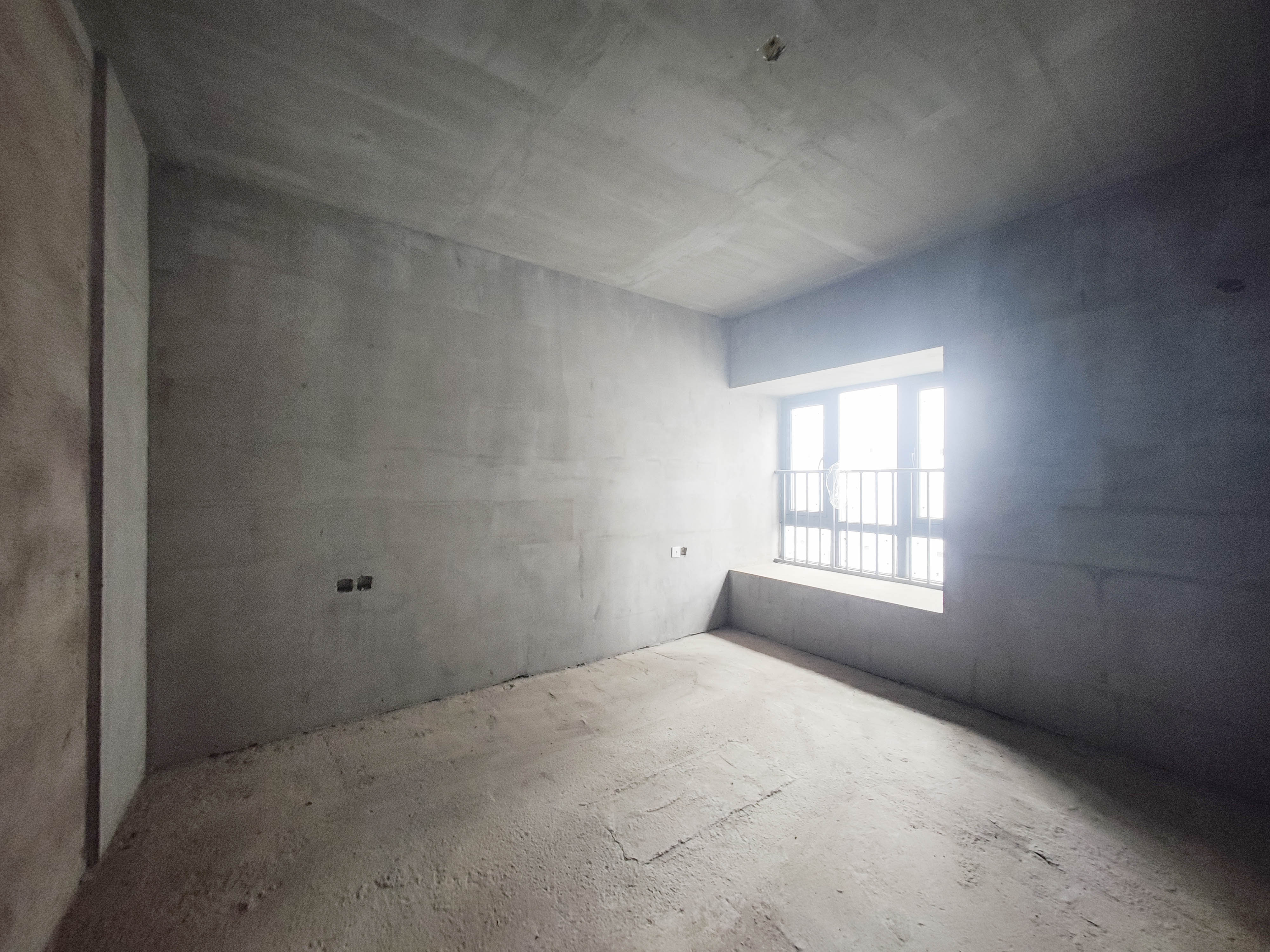 潇湘名城(新里程潇湘名城)  3室2厅1卫    100.0万卧室