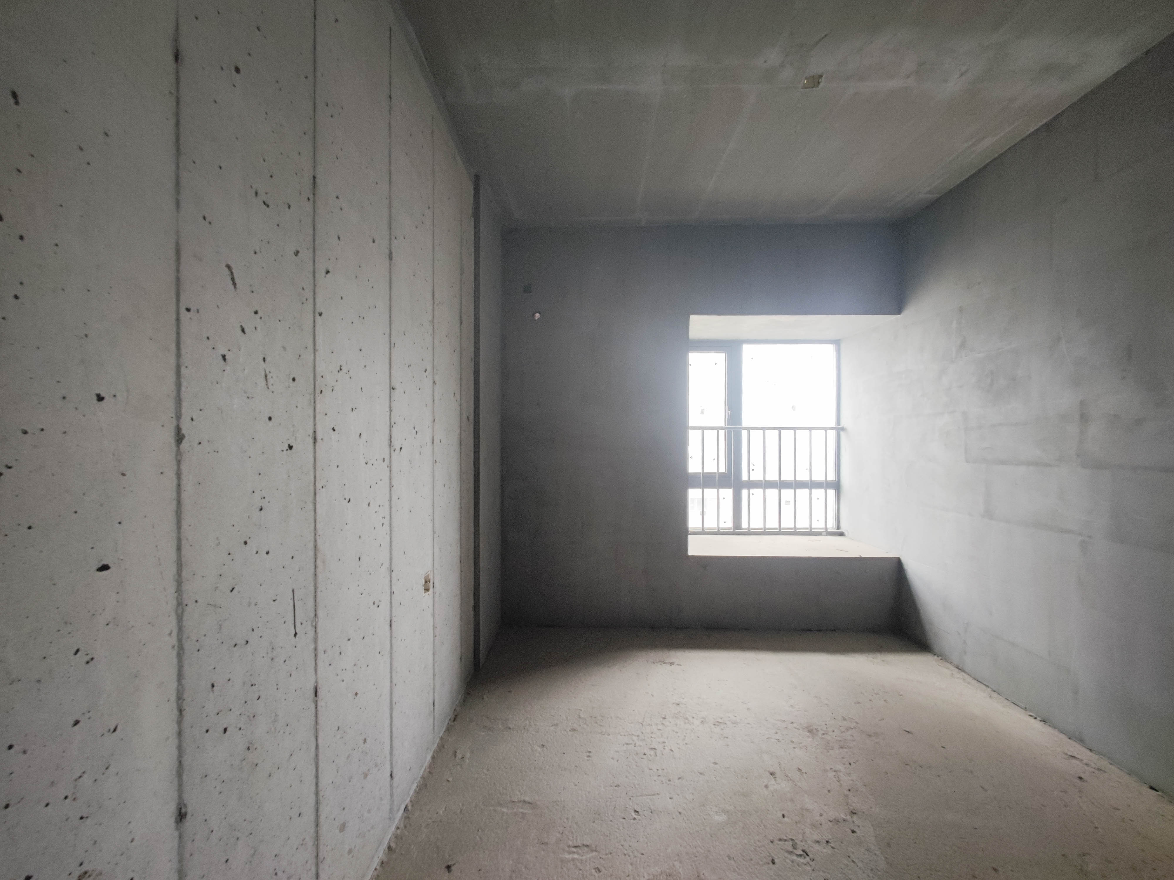 潇湘名城(新里程潇湘名城)  3室2厅1卫    100.0万卧室