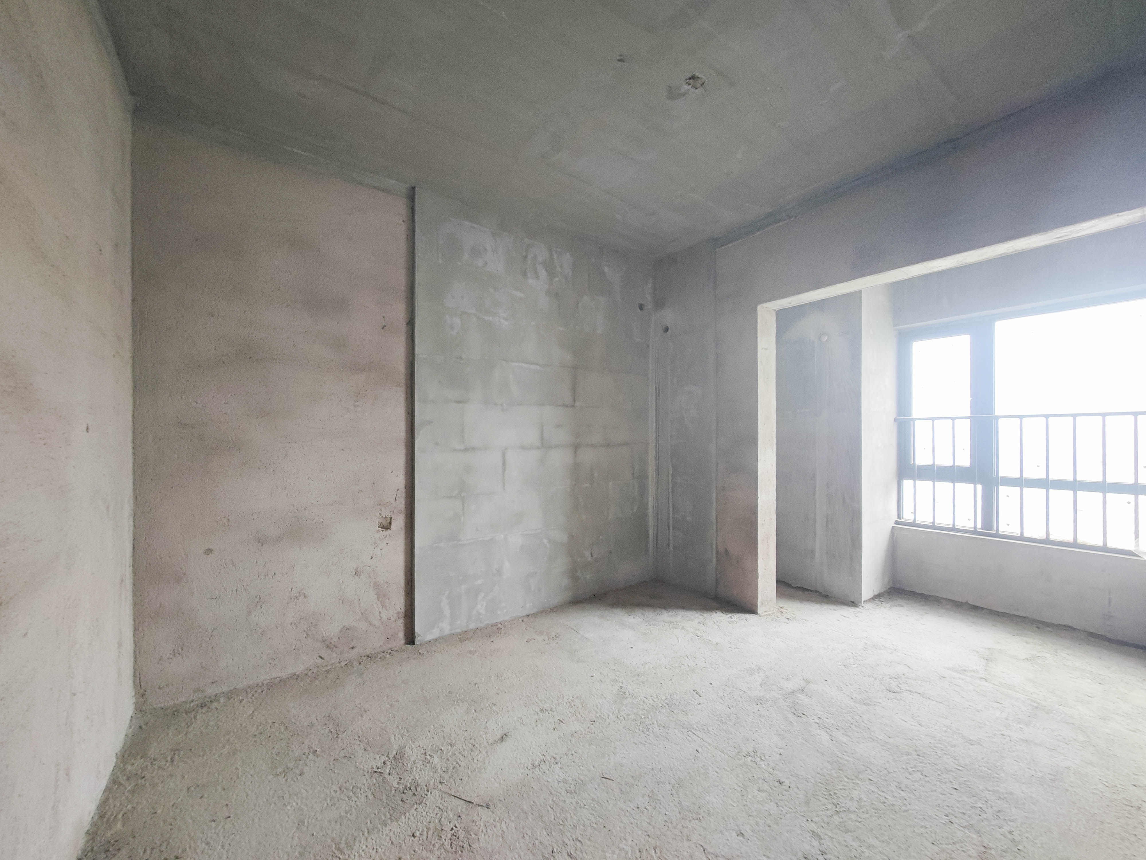 潇湘名城(新里程潇湘名城)  3室2厅1卫    100.0万卧室