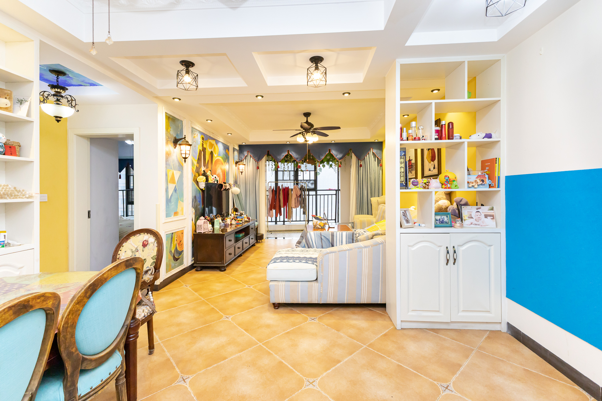 润和之悦(金泽园) 3室2厅1卫 71.8万 润和之悦(金泽园) 3室2厅1卫 71.8万客厅