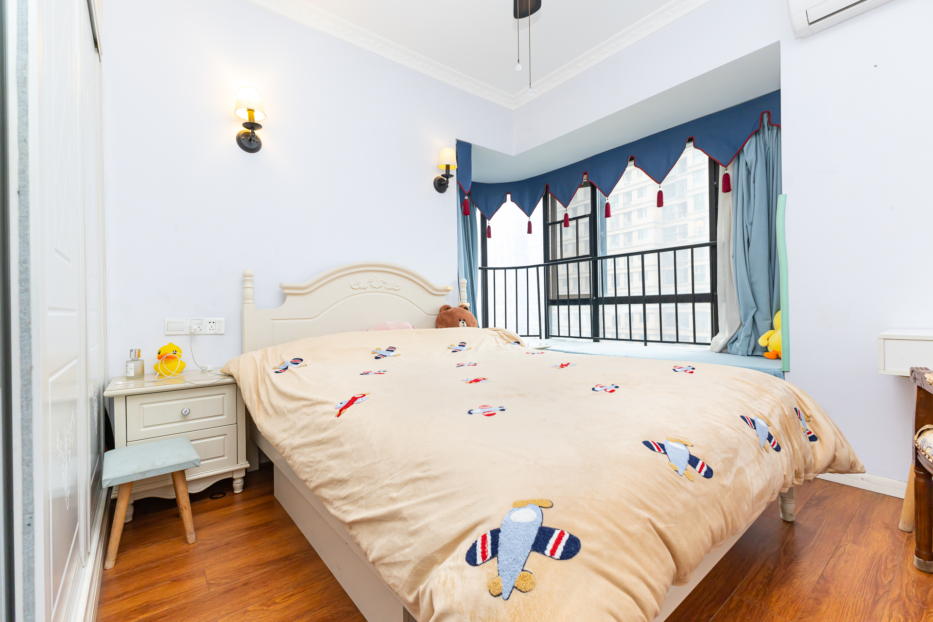 润和之悦(金泽园) 3室2厅1卫 71.8万 润和之悦(金泽园) 3室2厅1卫 71.8万卧室