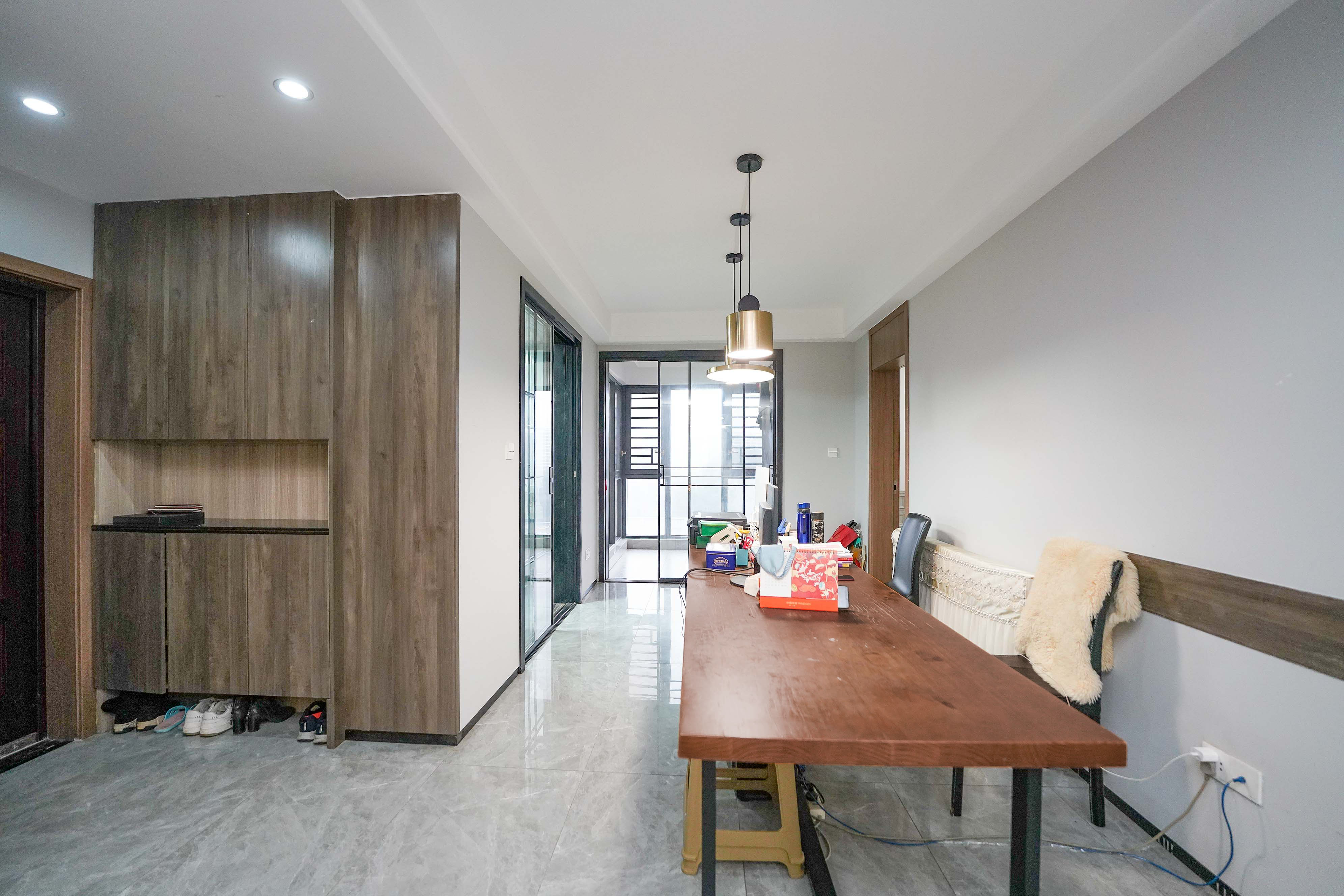 五矿万境蓝山 3室2厅2卫 135.0万 五矿万境蓝山 3室2厅2卫 135.0万客厅