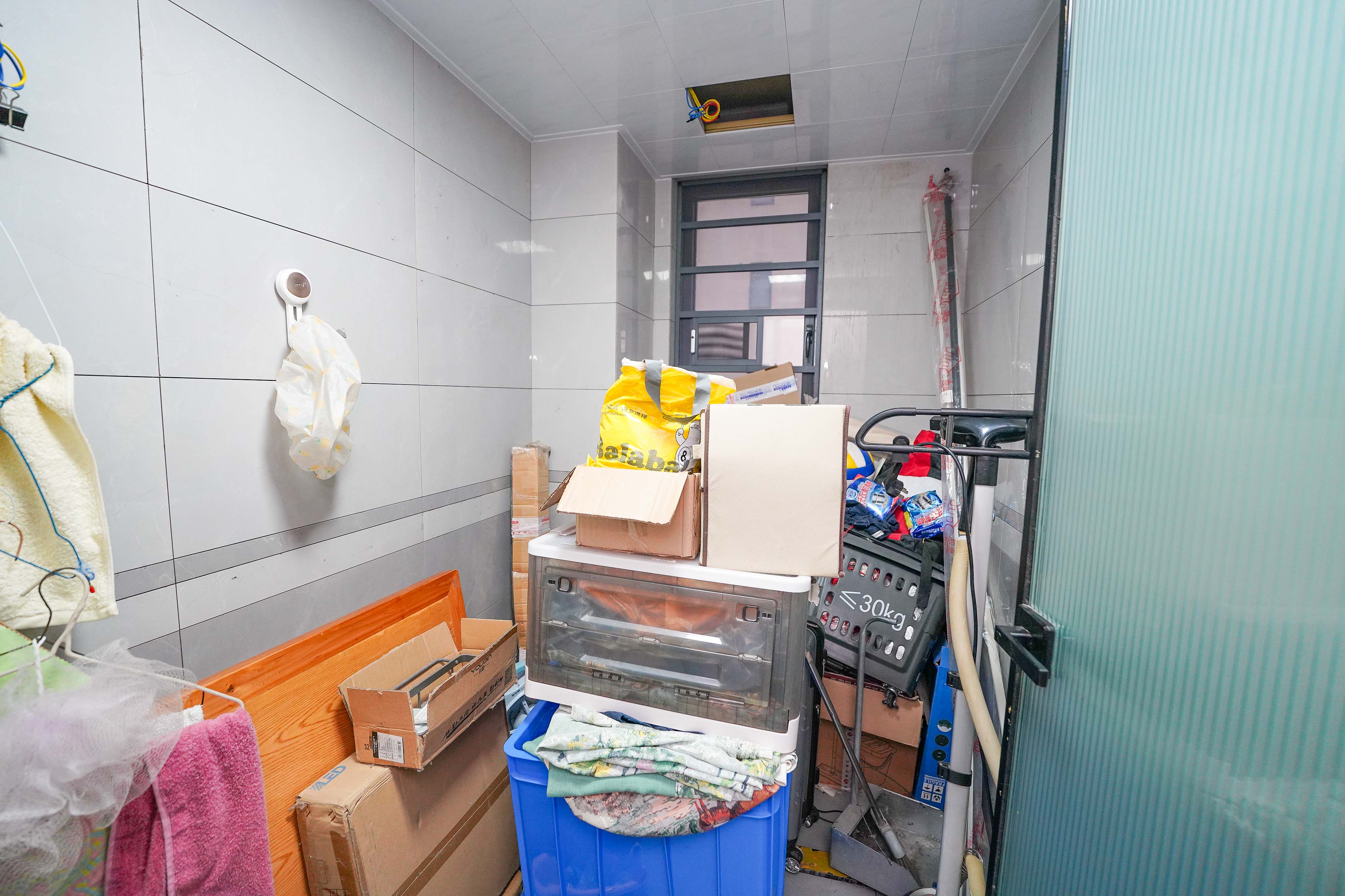 五矿万境蓝山 3室2厅2卫 135.0万 五矿万境蓝山 3室2厅2卫 135.0万卫生间