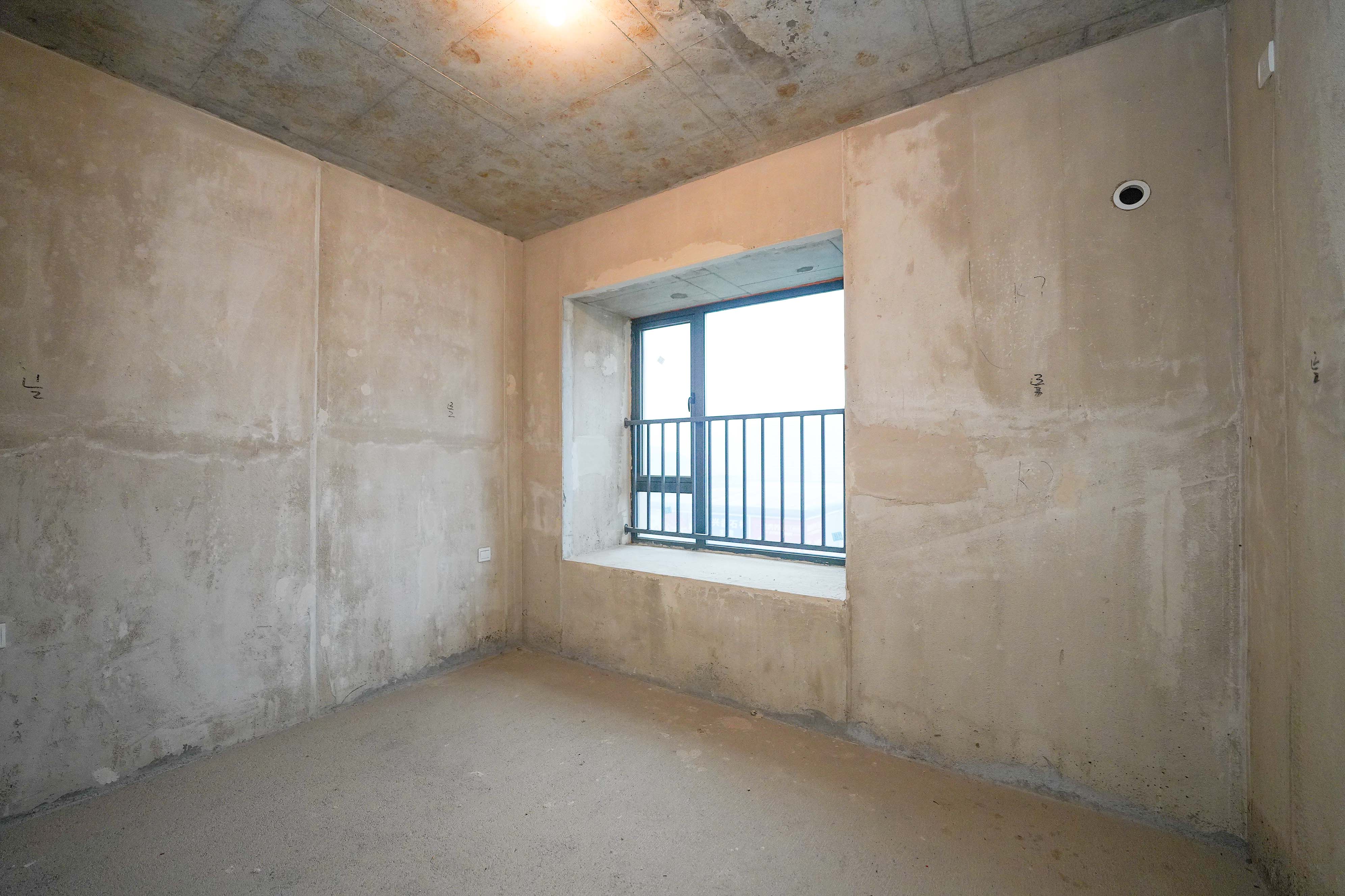 五矿万境蓝山 4室2厅2卫 120.0万 五矿万境蓝山 4室2厅2卫 120.0万卧室