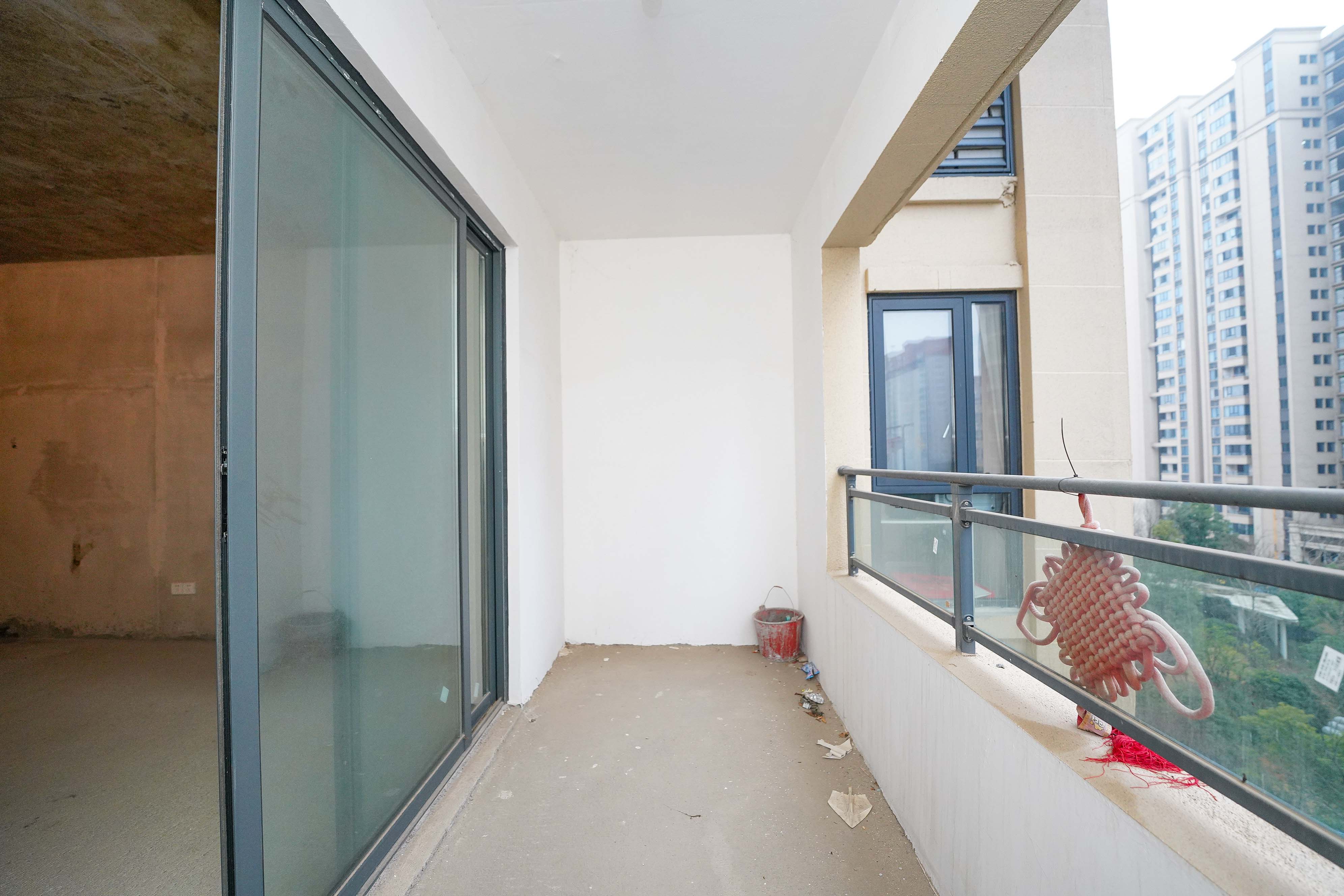 五矿万境蓝山 4室2厅2卫 120.0万 五矿万境蓝山 4室2厅2卫 120.0万其他