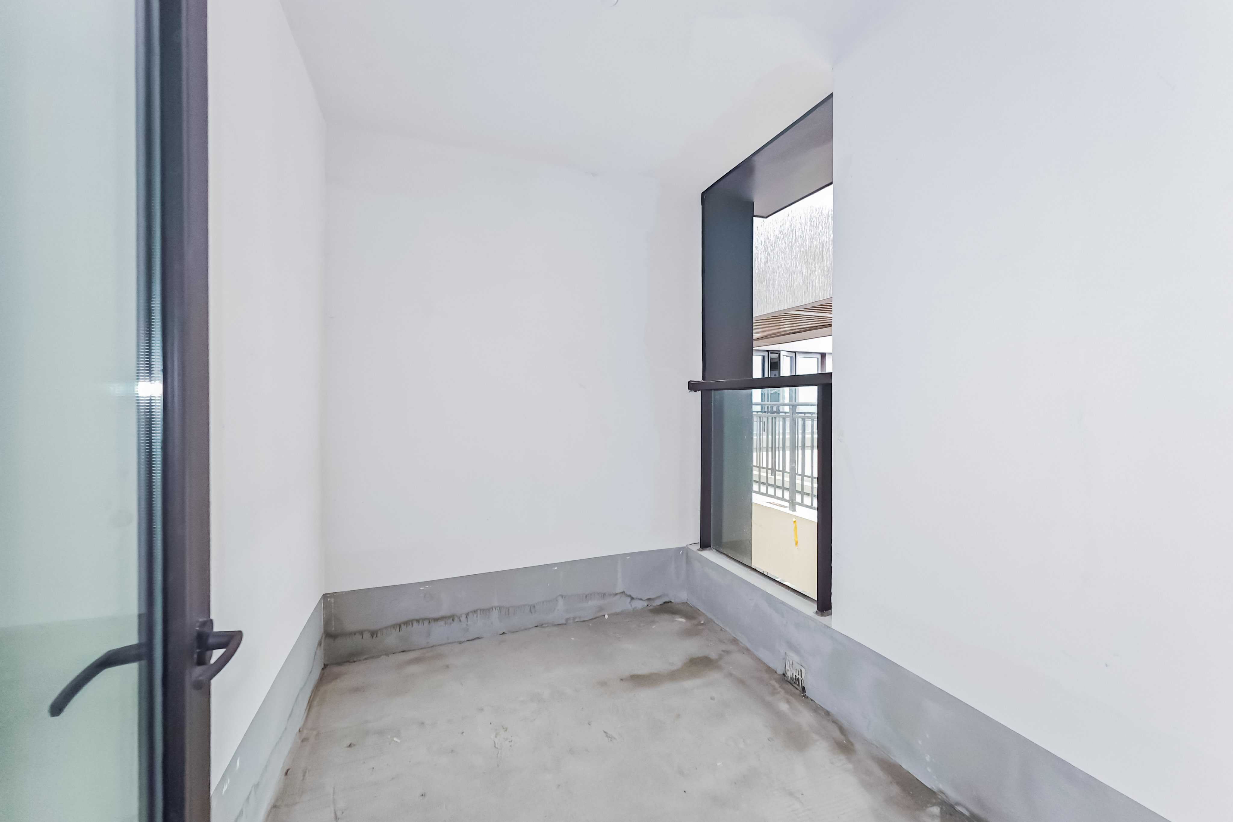 建发玖洲观澜  4室2厅2卫   168.00万其他