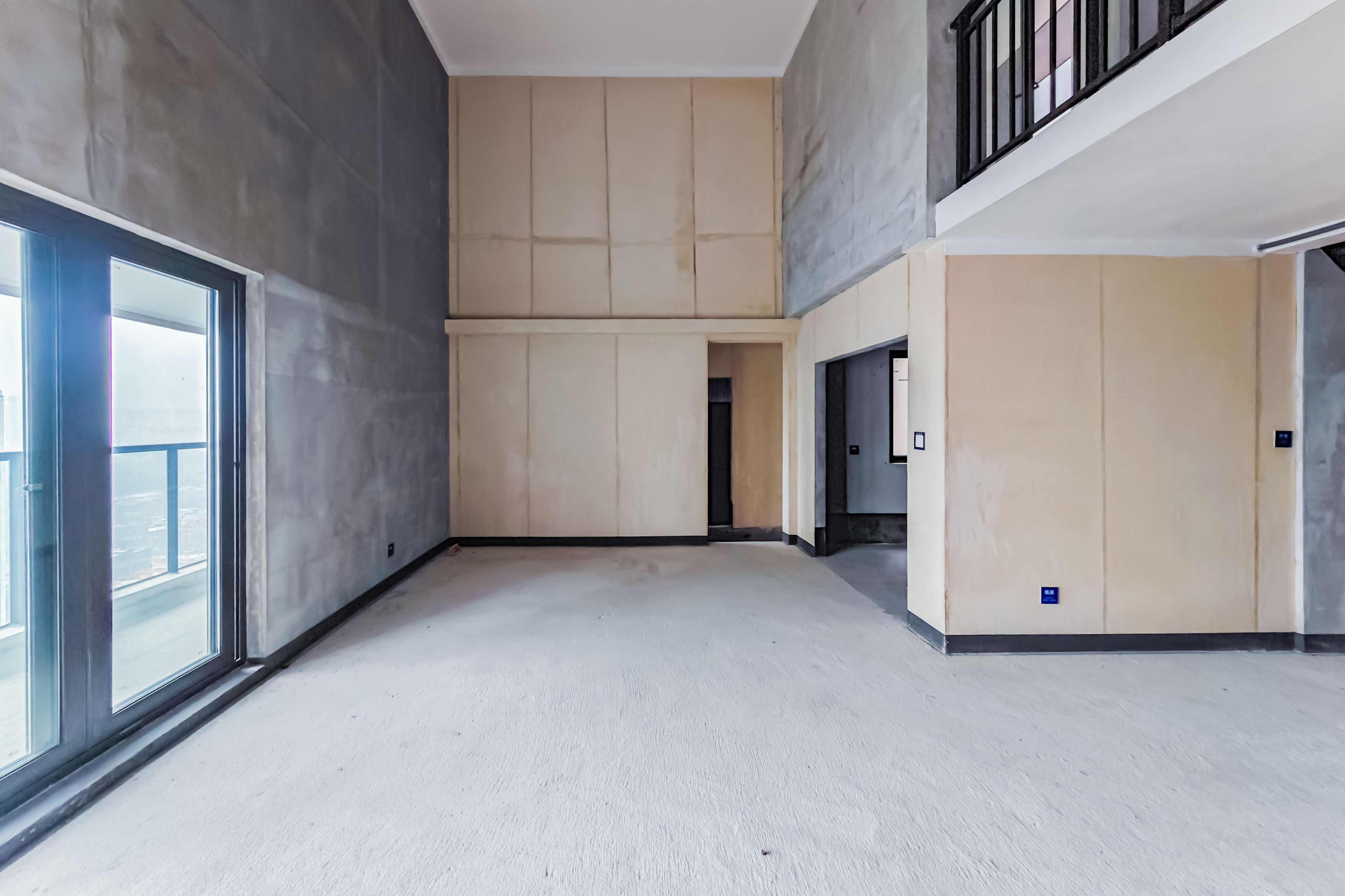建发玖洲观澜  4室2厅2卫   168.00万客厅