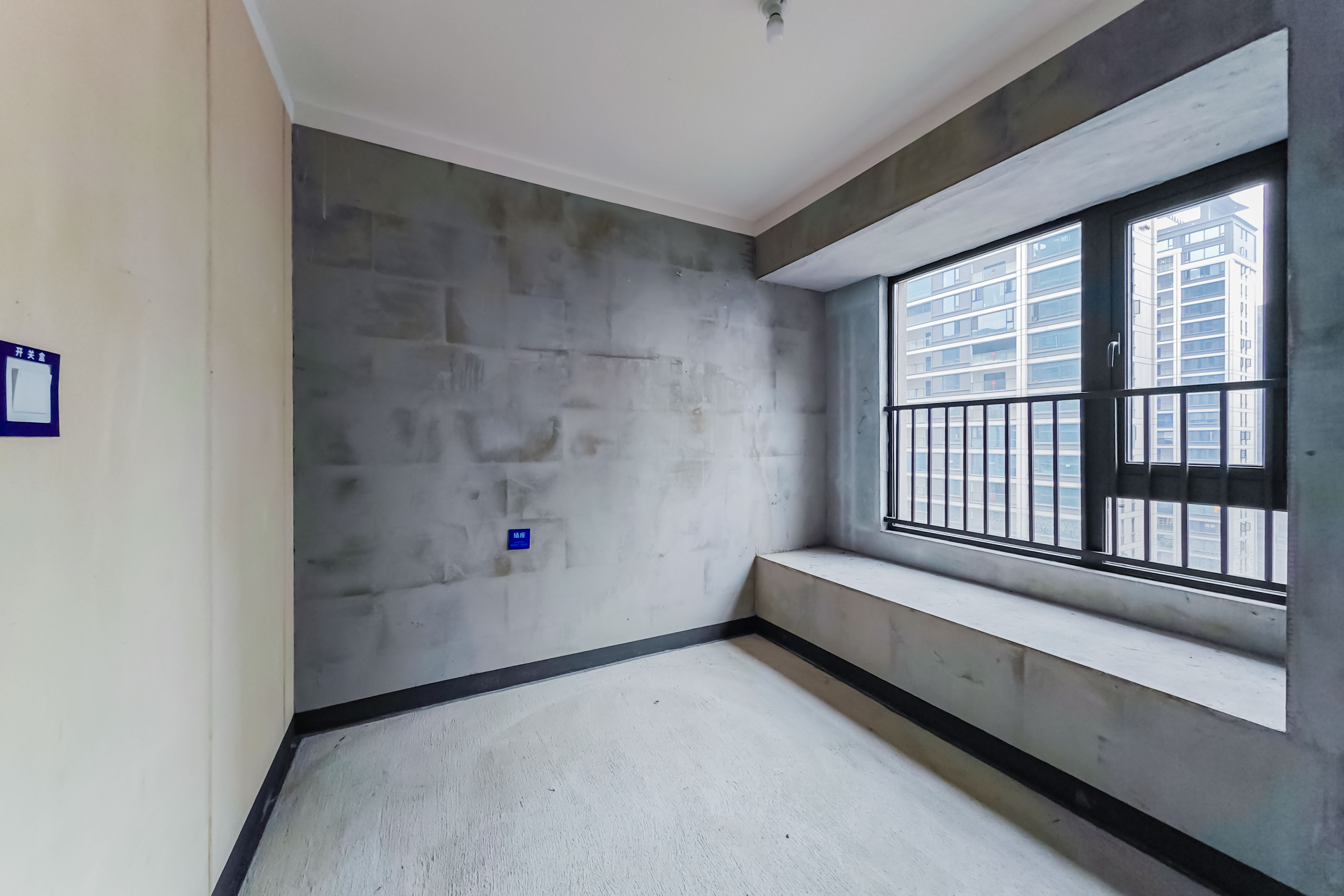 建发玖洲观澜  4室2厅2卫   210.00万其他