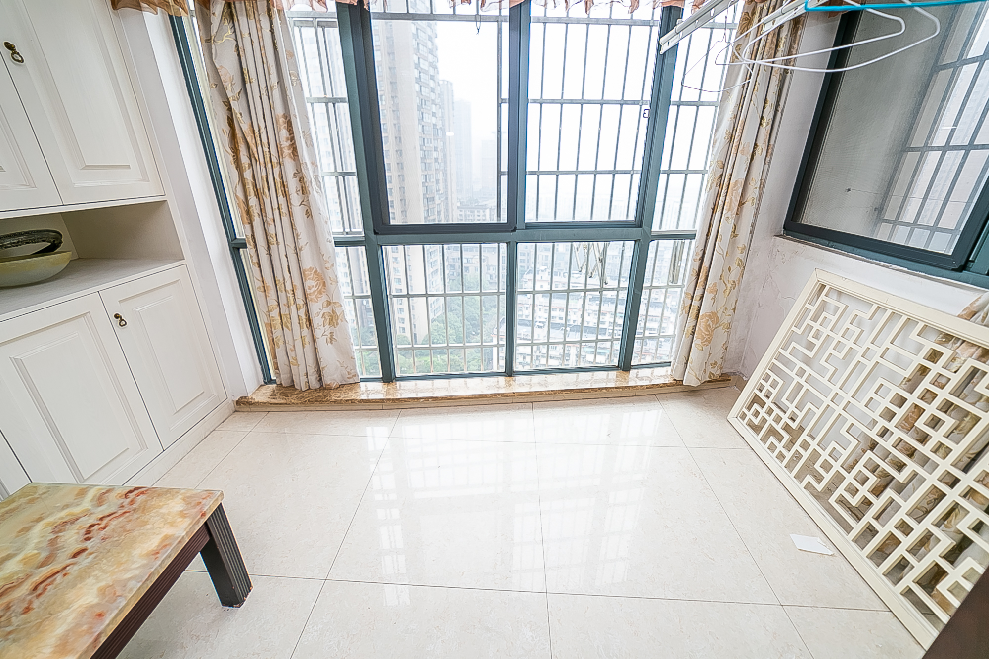 欧园 3室2厅1卫 103.0万 欧园 3室2厅1卫 103.0万阳台