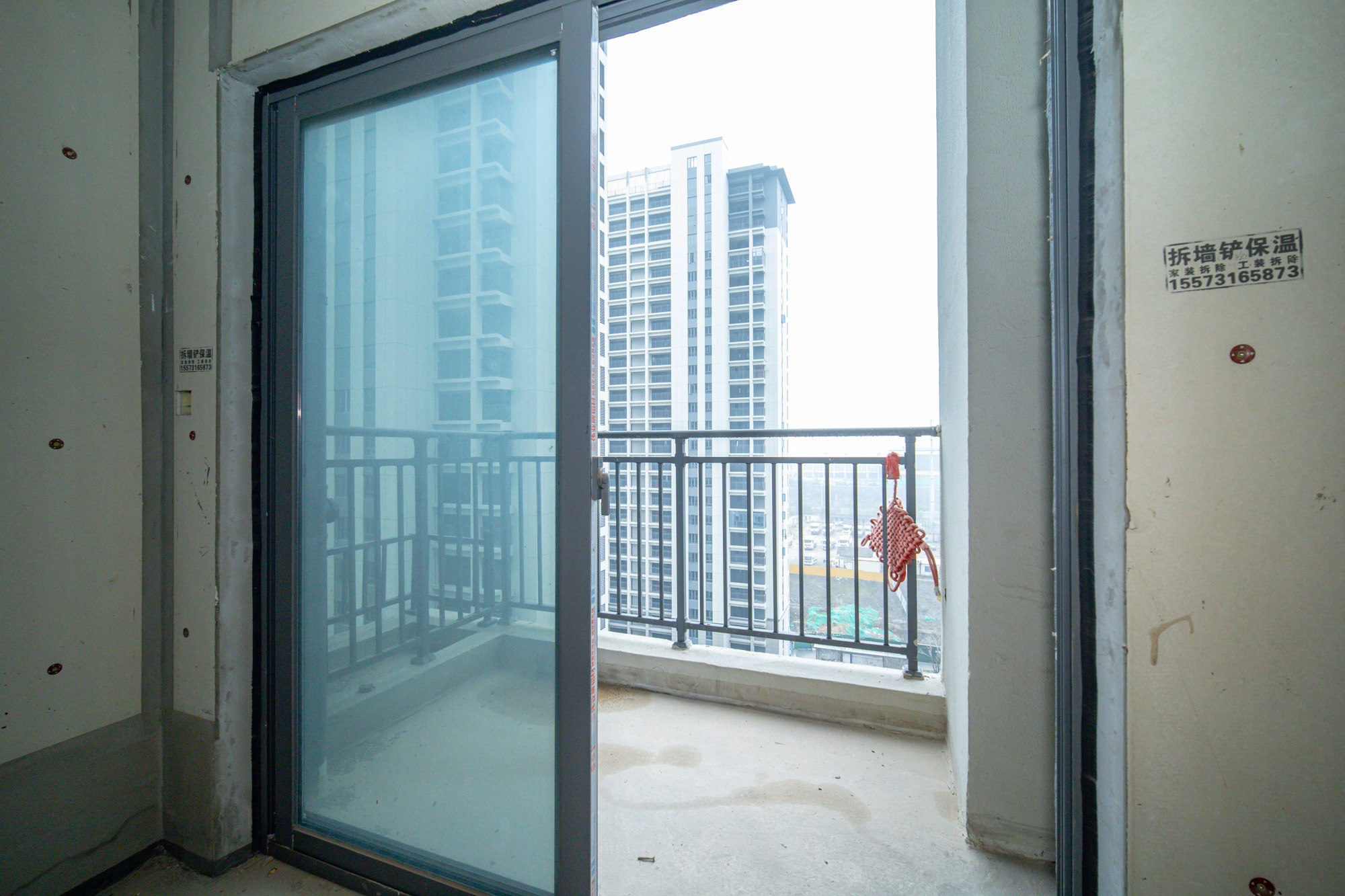 金辉优步星樾 3室2厅1卫 60.0万 金辉优步星樾 3室2厅1卫 60.0万阳台