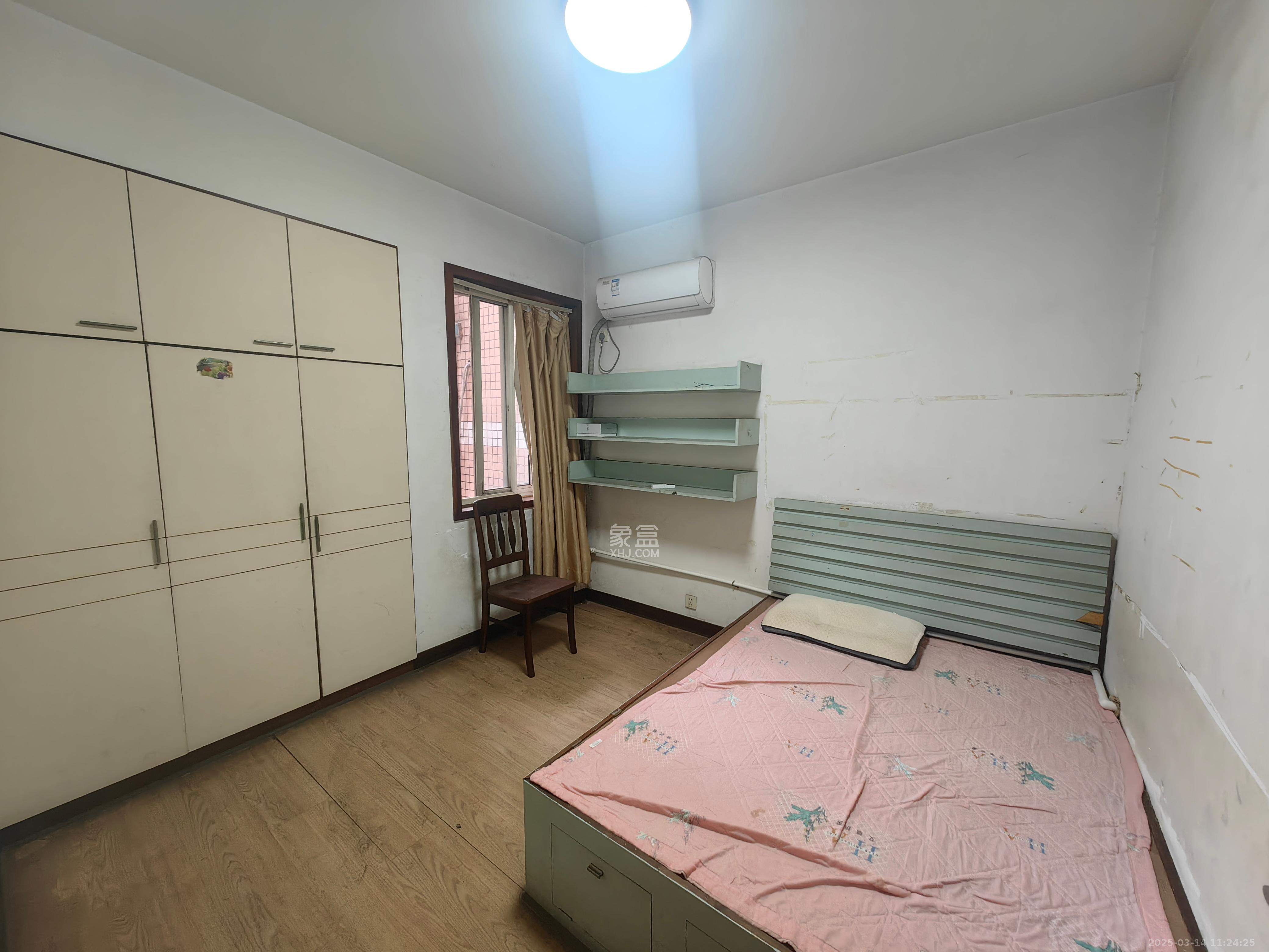 鑫天花园 3室2厅1卫 2500.0元/月 鑫天花园 3室2厅1卫 2500.0元/月室内图