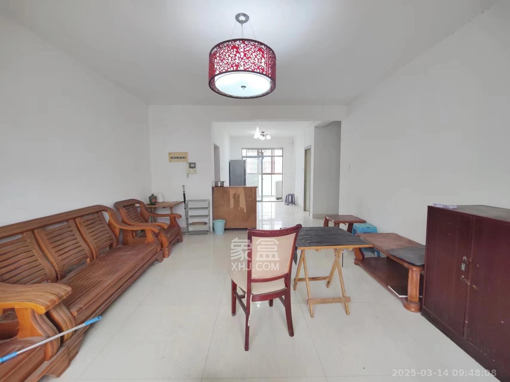 万煦园 4室2厅2卫 2000.0元/月 万煦园 4室2厅2卫 2000.0元/月室内图