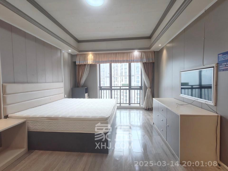 梅溪鑫苑名家  1室1厅1卫   1250.00元/月室内图
