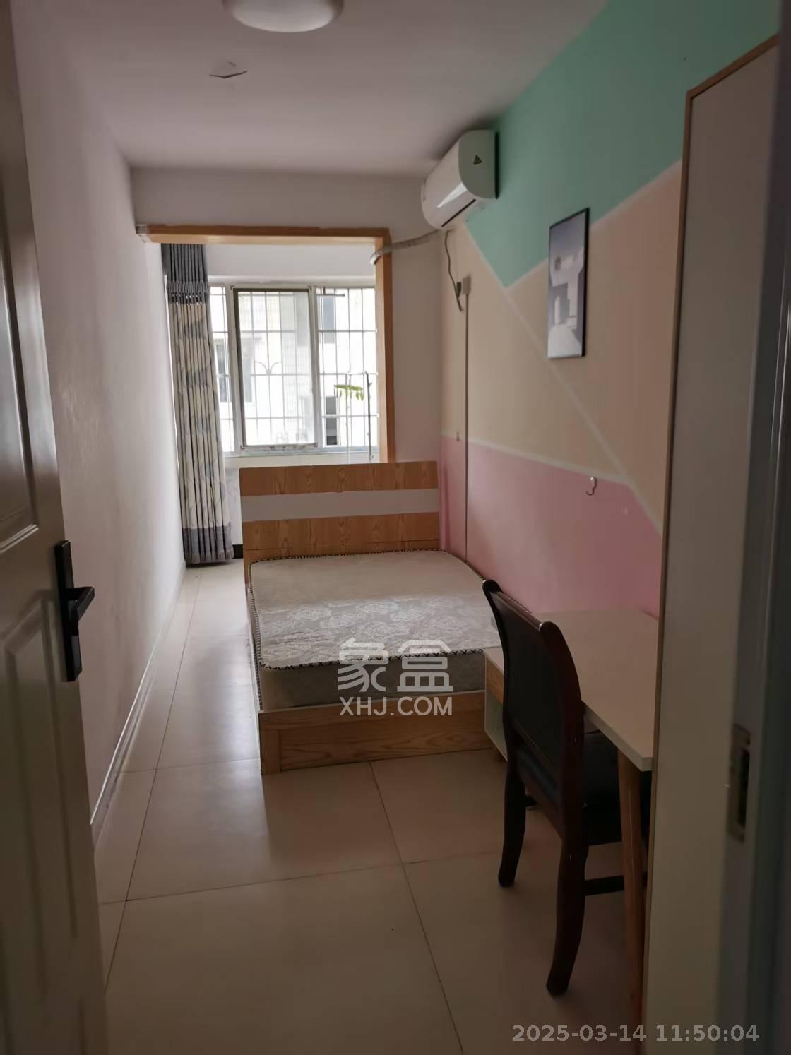 南苑花园 1室1厅1卫 600.0元/月 南苑花园 1室1厅1卫 600.0元/月室内图