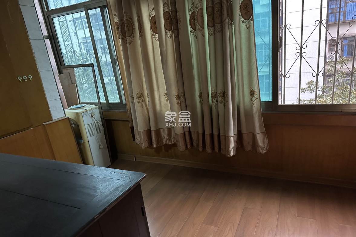 娄星区散盘 2室1厅1卫 600.0元/月 娄星区散盘 2室1厅1卫 600.0元/月室内图