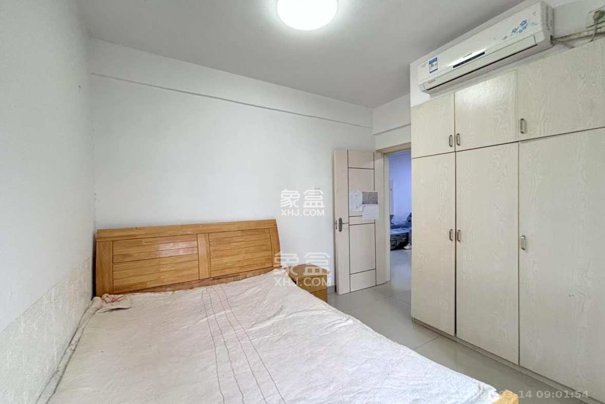 潇湘名城(新里程潇湘名城) 0室1厅1卫 1600.0元/月 潇湘名城(新里程潇湘名城) 0室1厅1卫 1600.0元/月室内图