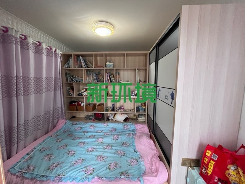 山城上品  2室2厅1卫   60.80万客厅