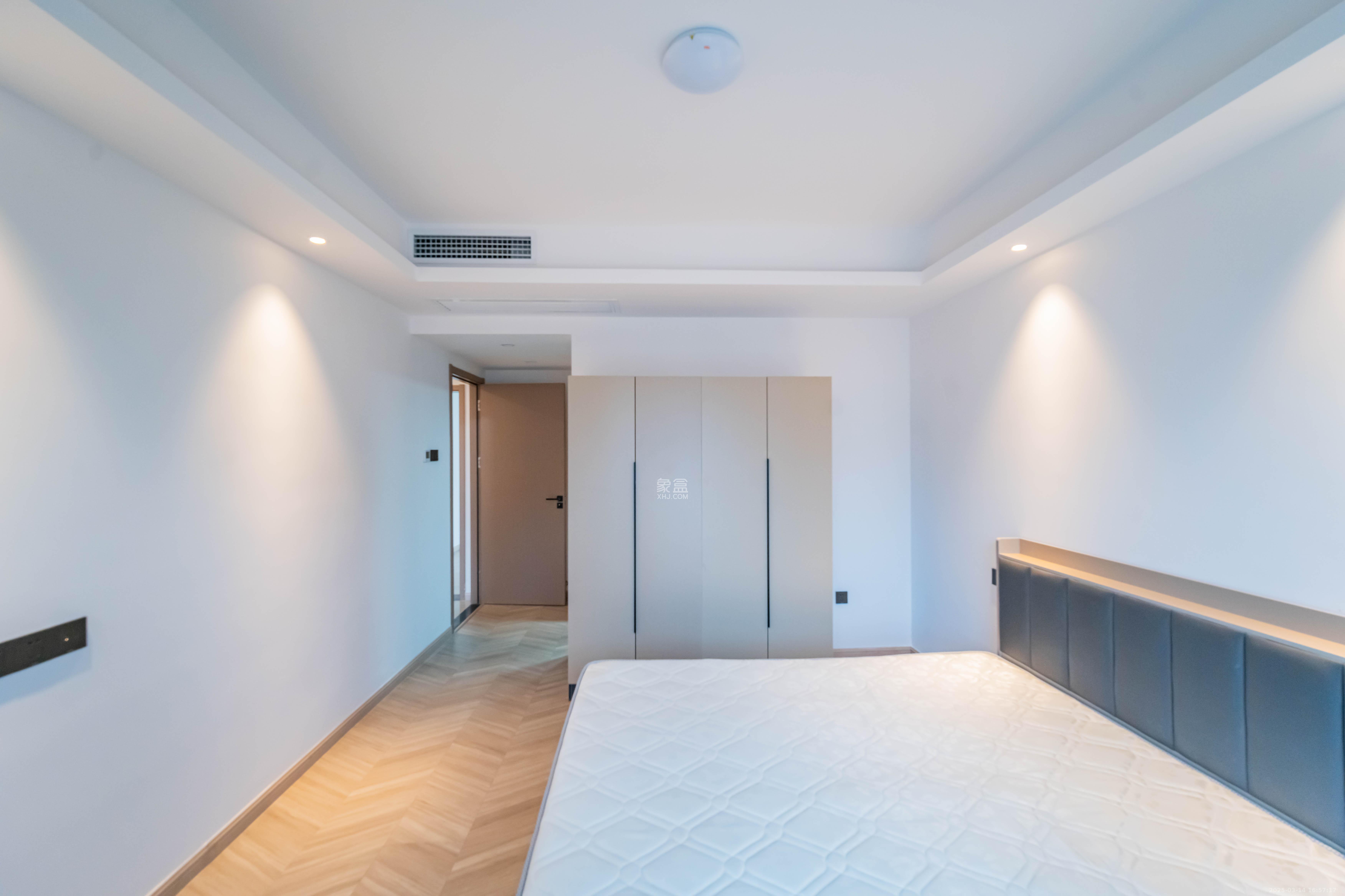 臻园  3室2厅2卫   3500.00元/月室内图