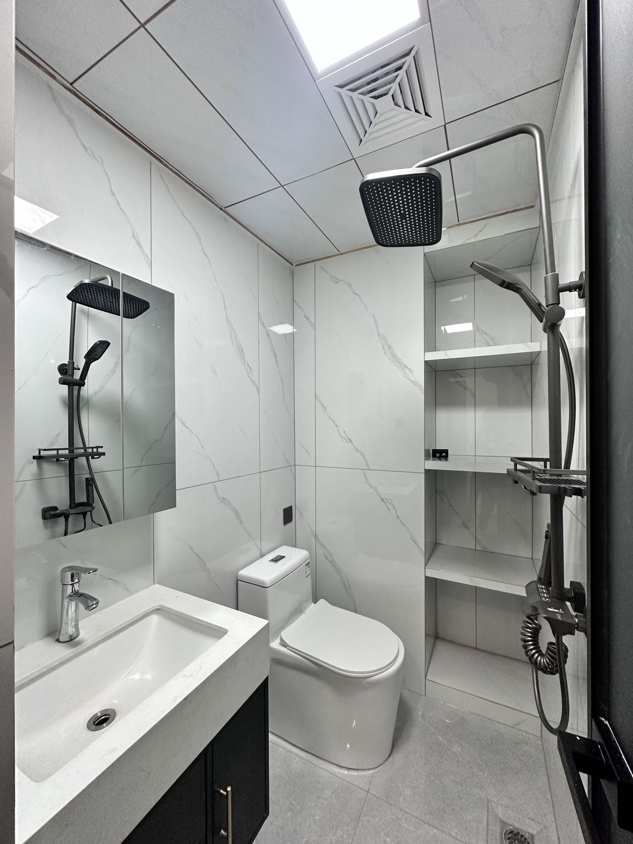 榭园 2室1厅1卫 78.0万 榭园 2室1厅1卫 78.0万客厅