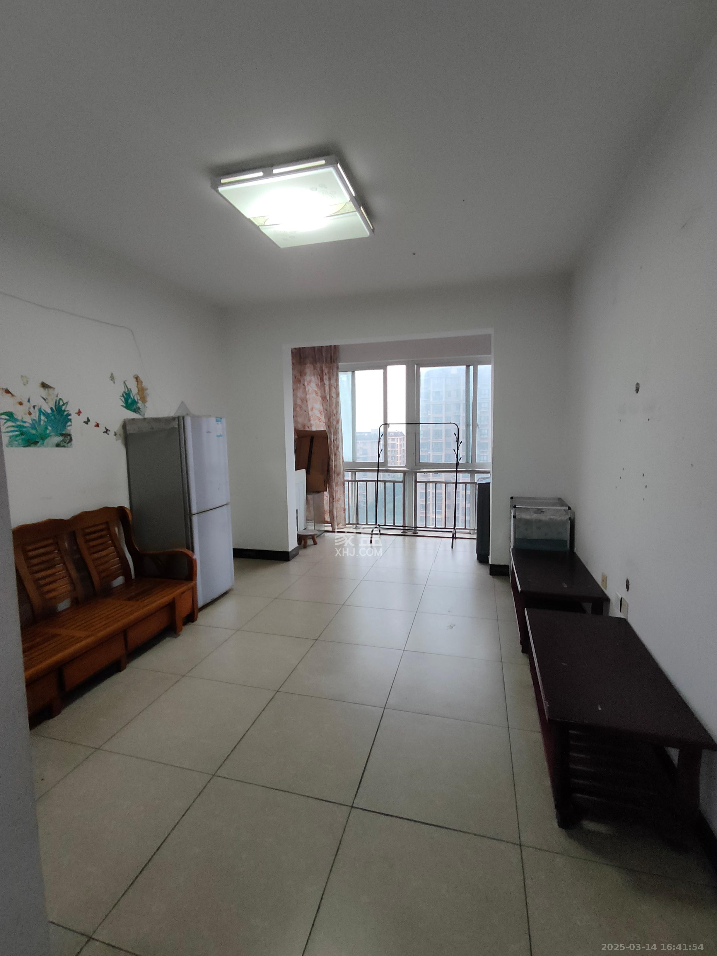 爵士湘  2室2厅1卫   1400.00元/月室内图