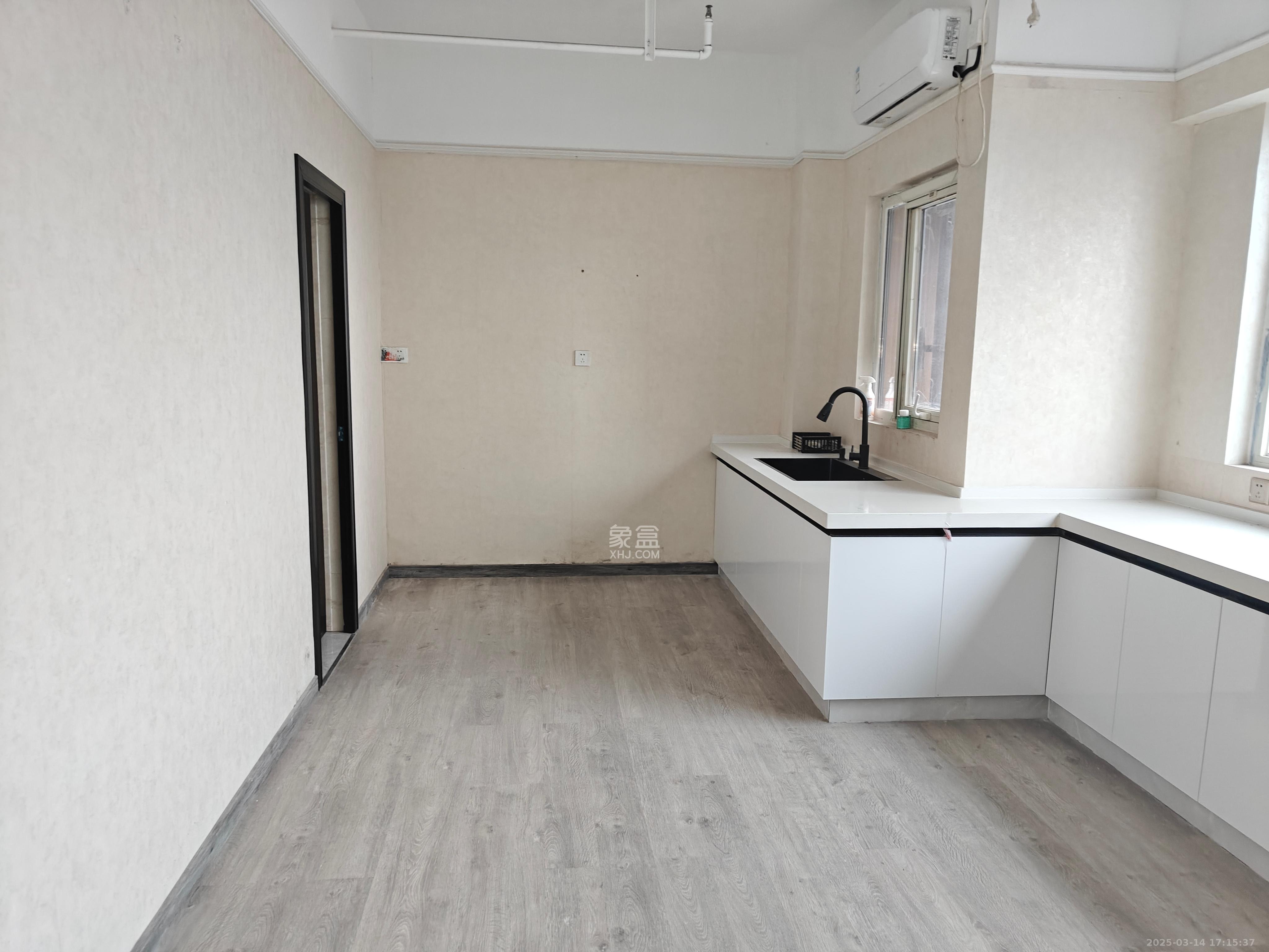 北辰三角洲B1E1区  4室2厅1卫    8000.0元/月 北辰三角洲B1E1区  4室2厅1卫    8000.0元/月室内图