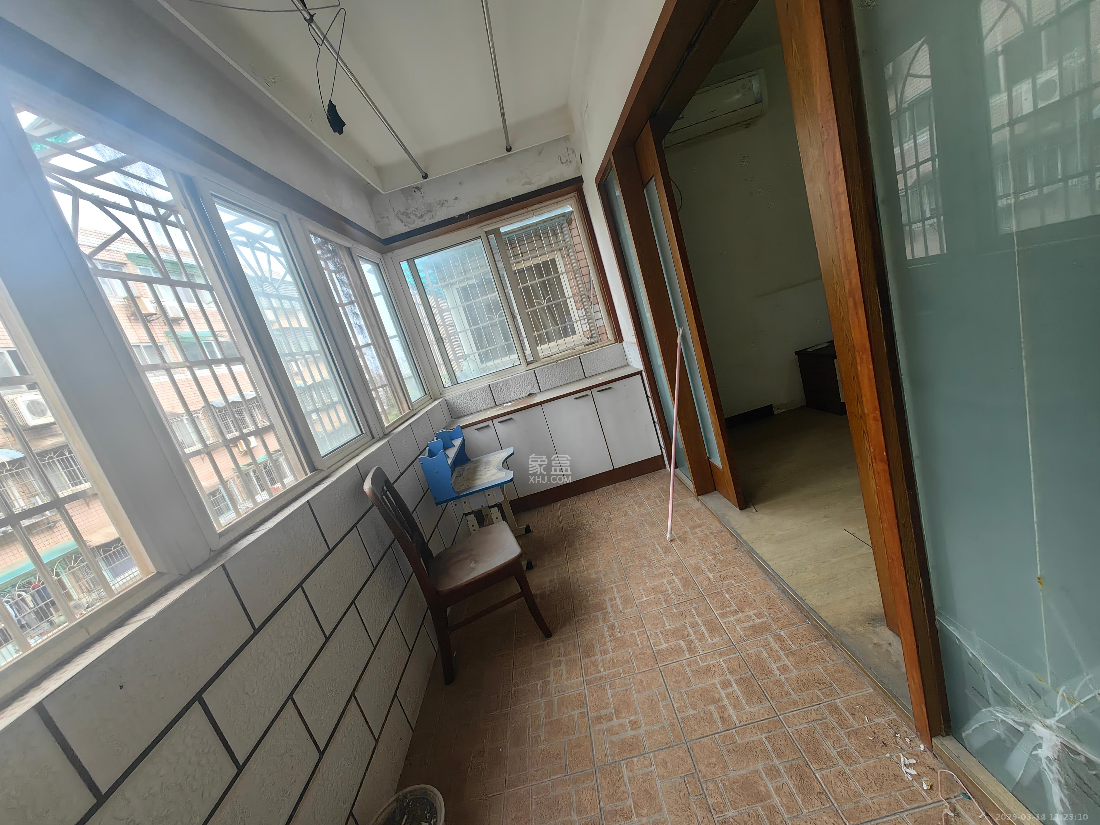 鑫天花园 3室2厅1卫 2500.0元/月 鑫天花园 3室2厅1卫 2500.0元/月户型图