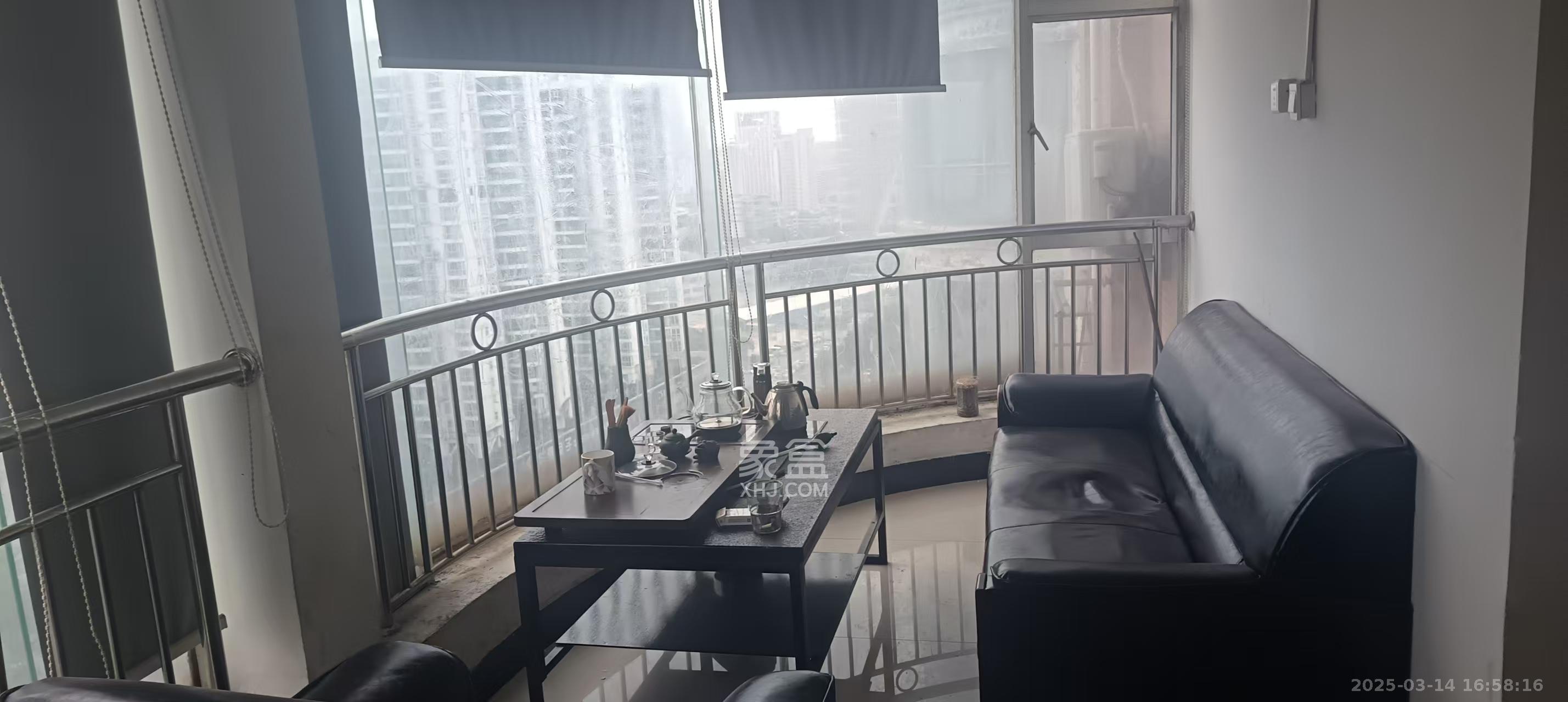 都市阳光大厦 4室2厅1卫 4800.0元/月 都市阳光大厦 4室2厅1卫 4800.0元/月室内图