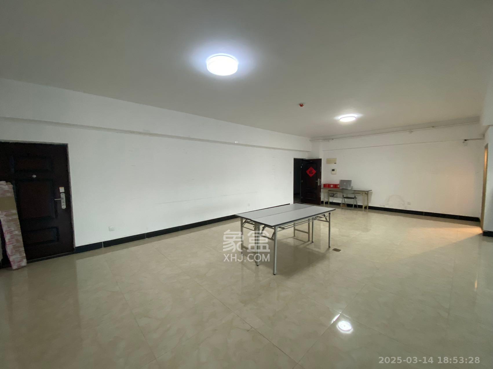 中建芙蓉嘉苑  1室1厅1卫   2000.00元/月室内图