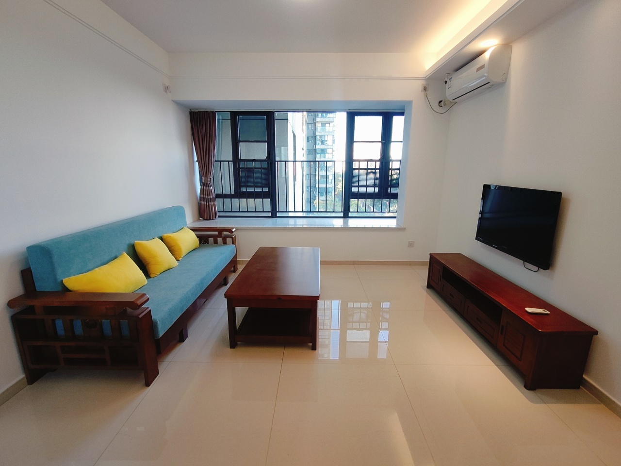 海南金地自在城  3室2厅1卫    102.0万 海南金地自在城  3室2厅1卫    102.0万