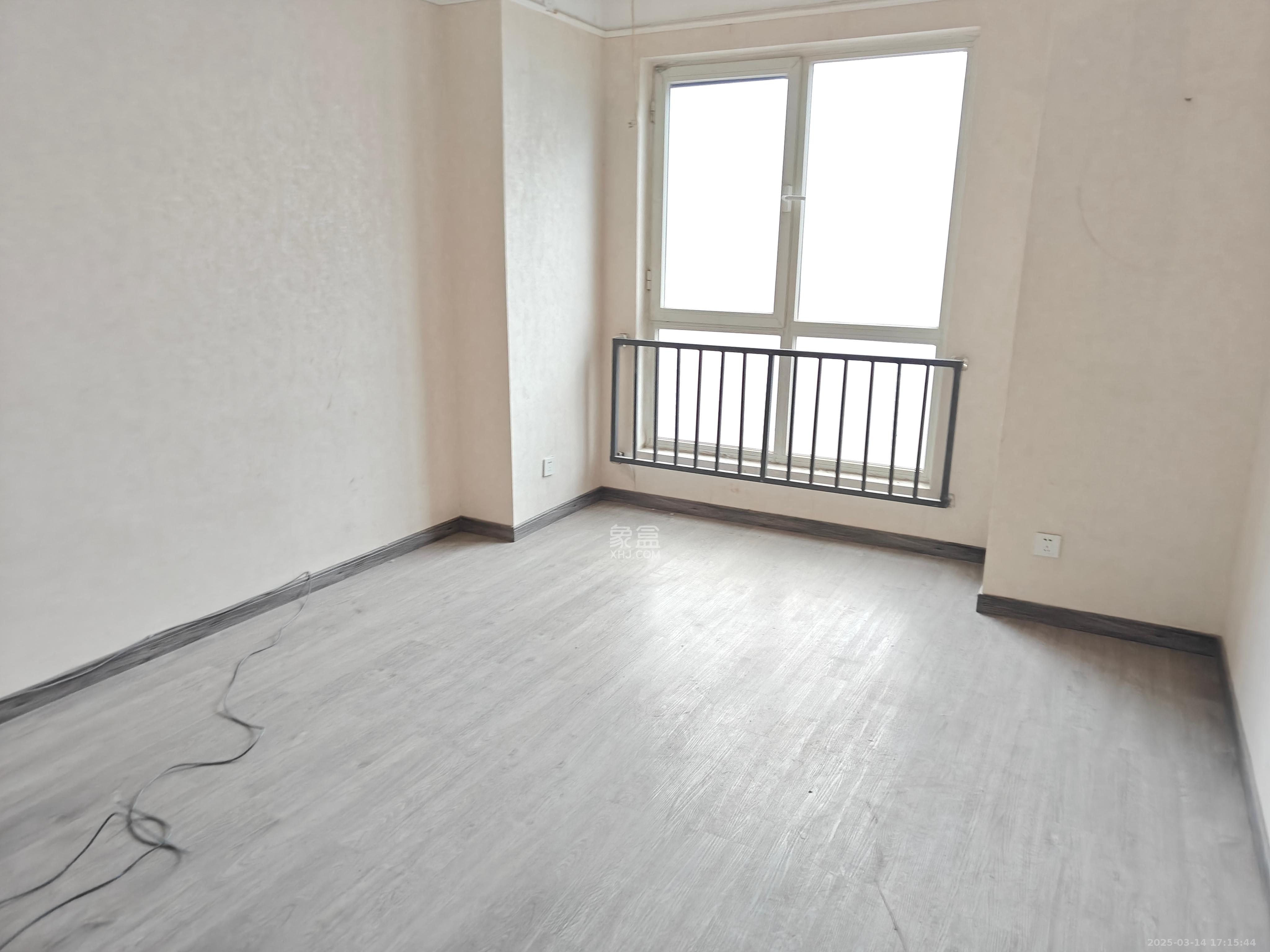 北辰三角洲B1E1区  4室2厅1卫   8000.00元/月室内图