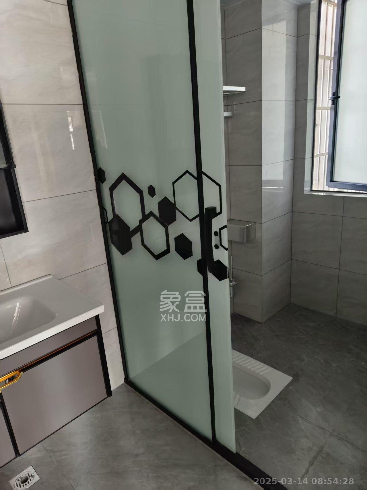 真人桥家园二期 2室2厅1卫 1700.0元/月 真人桥家园二期 2室2厅1卫 1700.0元/月室内图