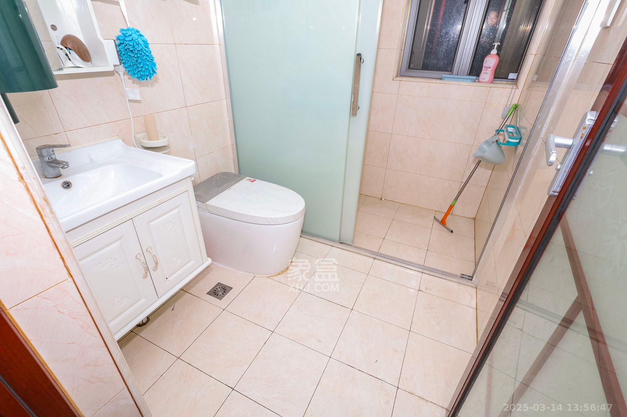 八方小区C区 3室2厅2卫 4000.0元/月 八方小区C区 3室2厅2卫 4000.0元/月室内图