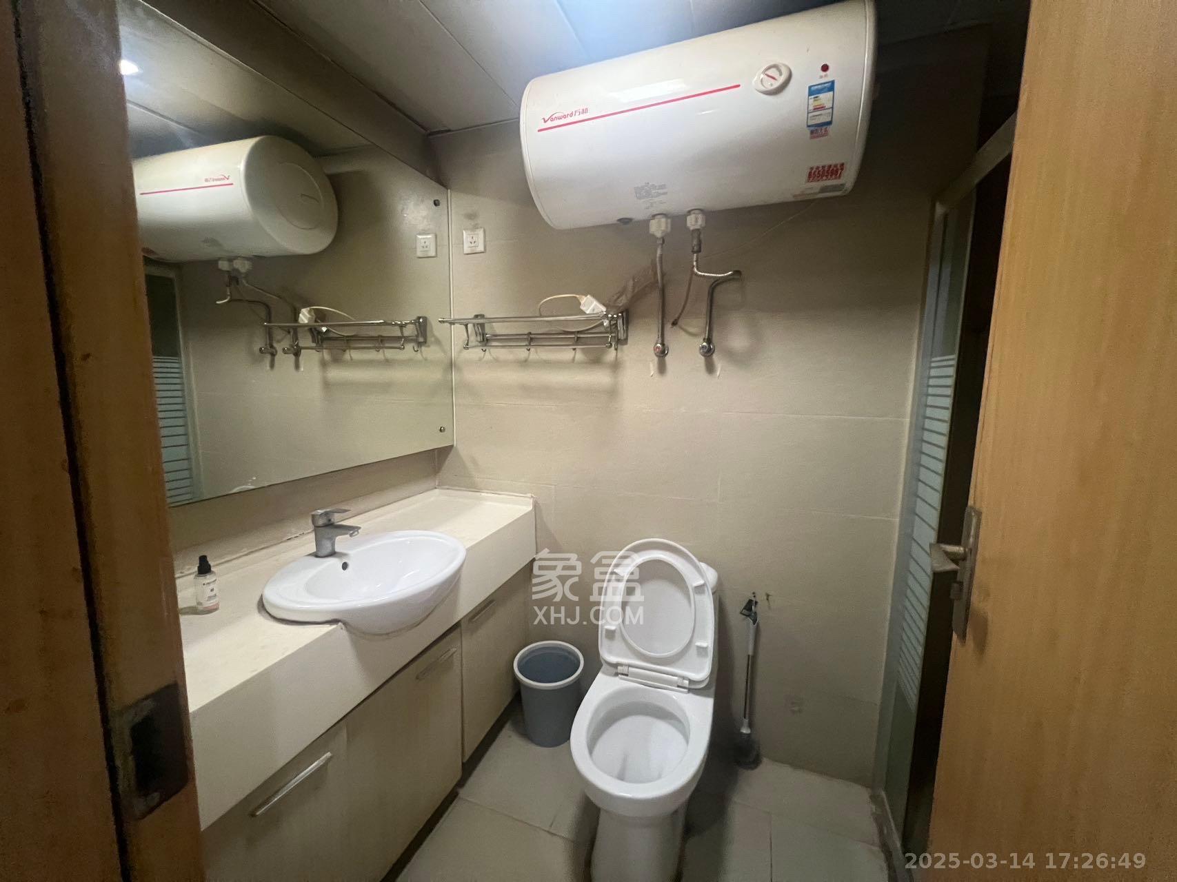 德庆水韵山城  1室1厅1卫    1300.0元/月 德庆水韵山城  1室1厅1卫    1300.0元/月室内图