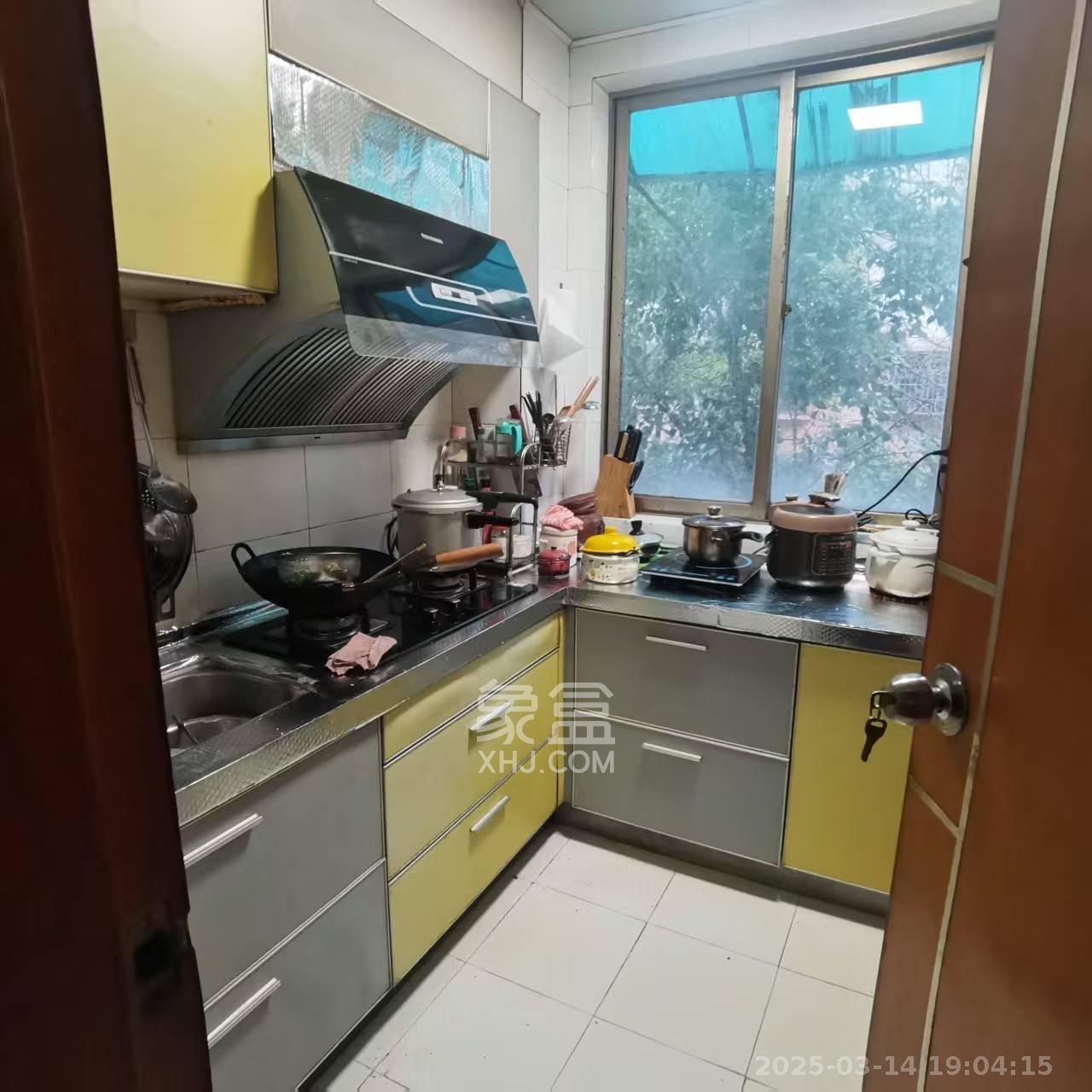东南明苑  2室2厅1卫   2500.00元/月室内图