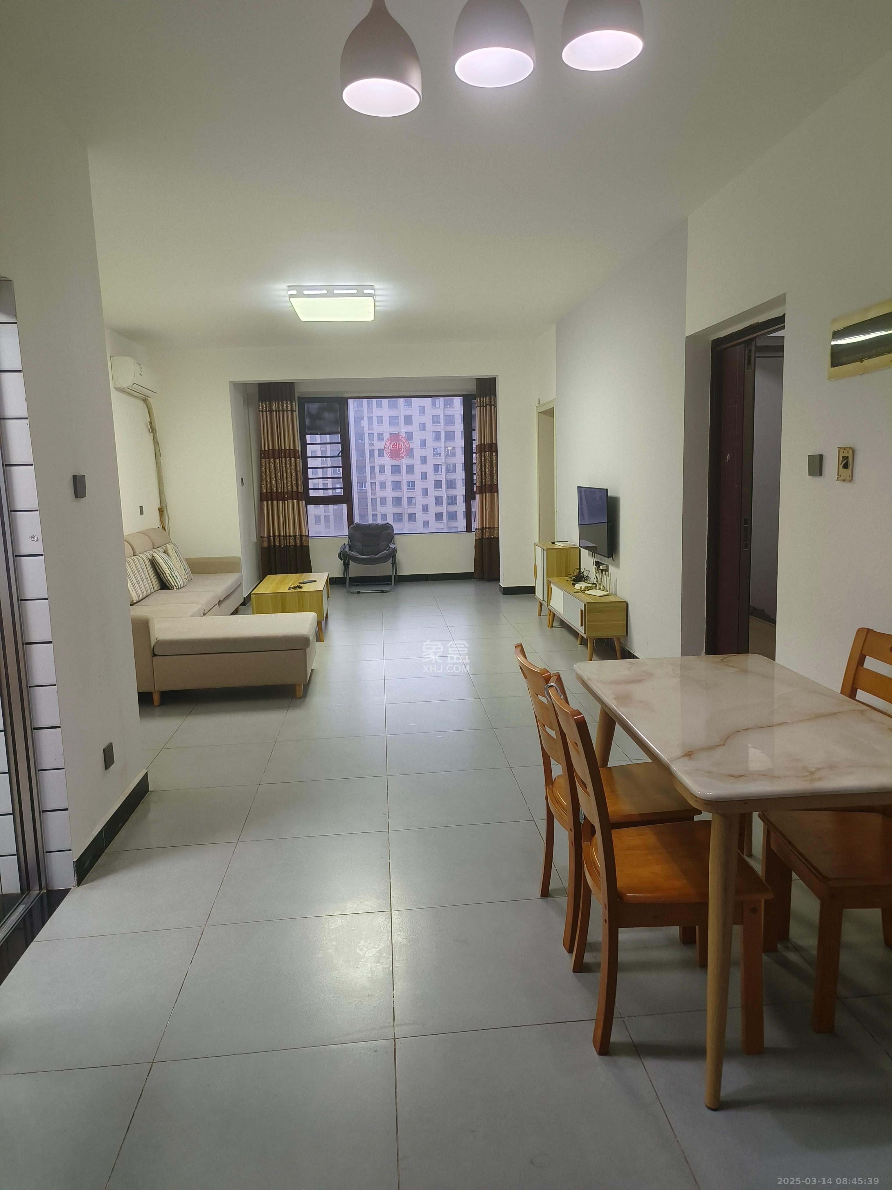 福祥家园(农信家园)  3室2厅2卫    3500.0元/月 福祥家园(农信家园)  3室2厅2卫    3500.0元/月室内图1