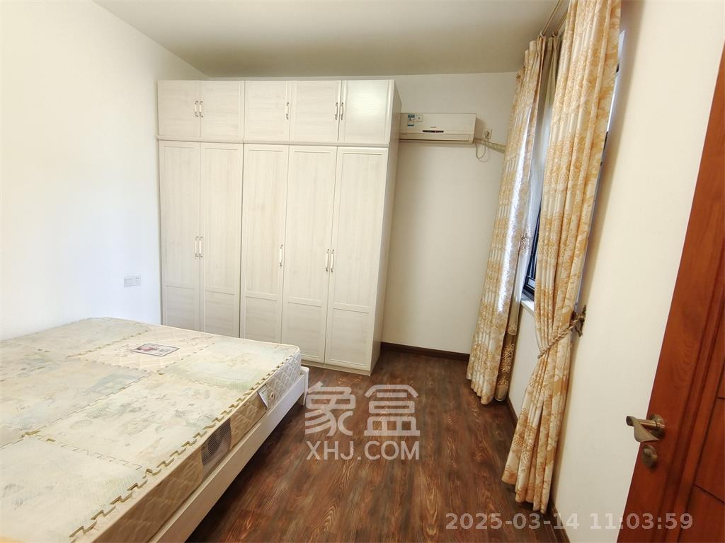 阳光100三期  3室2厅2卫   3500.00元/月室内图
