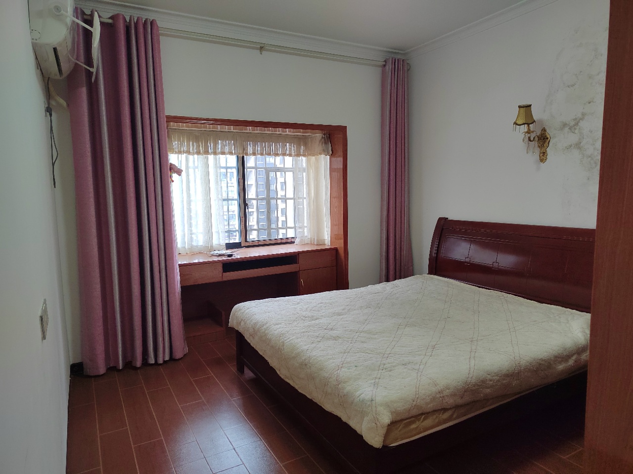 世纪嘉苑 3室2厅2卫 1800.0元/月 世纪嘉苑 3室2厅2卫 1800.0元/月室内图