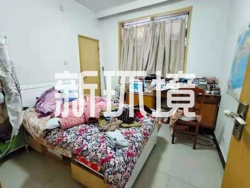 建安宿舍  3室2厅1卫   43.00万客厅