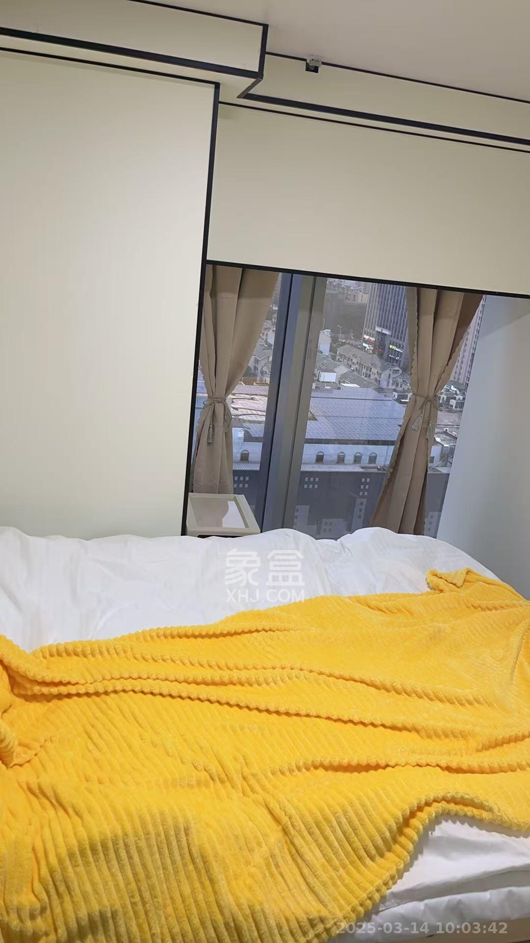 卓越伊景寓  1室1厅1卫   2200.00元/月室内图